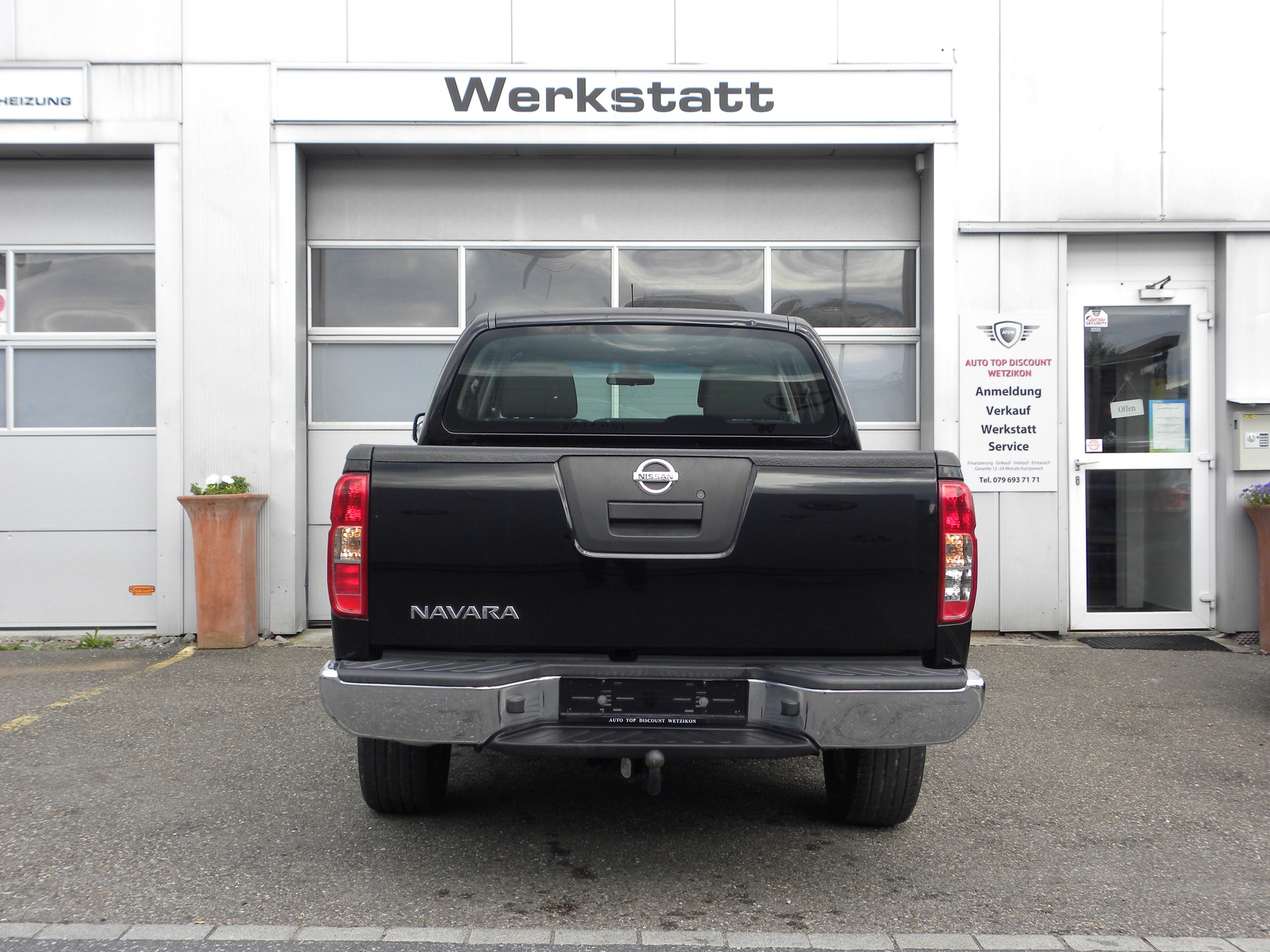 NISSAN Navara Double Cab LE 2.5 dCi 4WD LB Automat-image-5