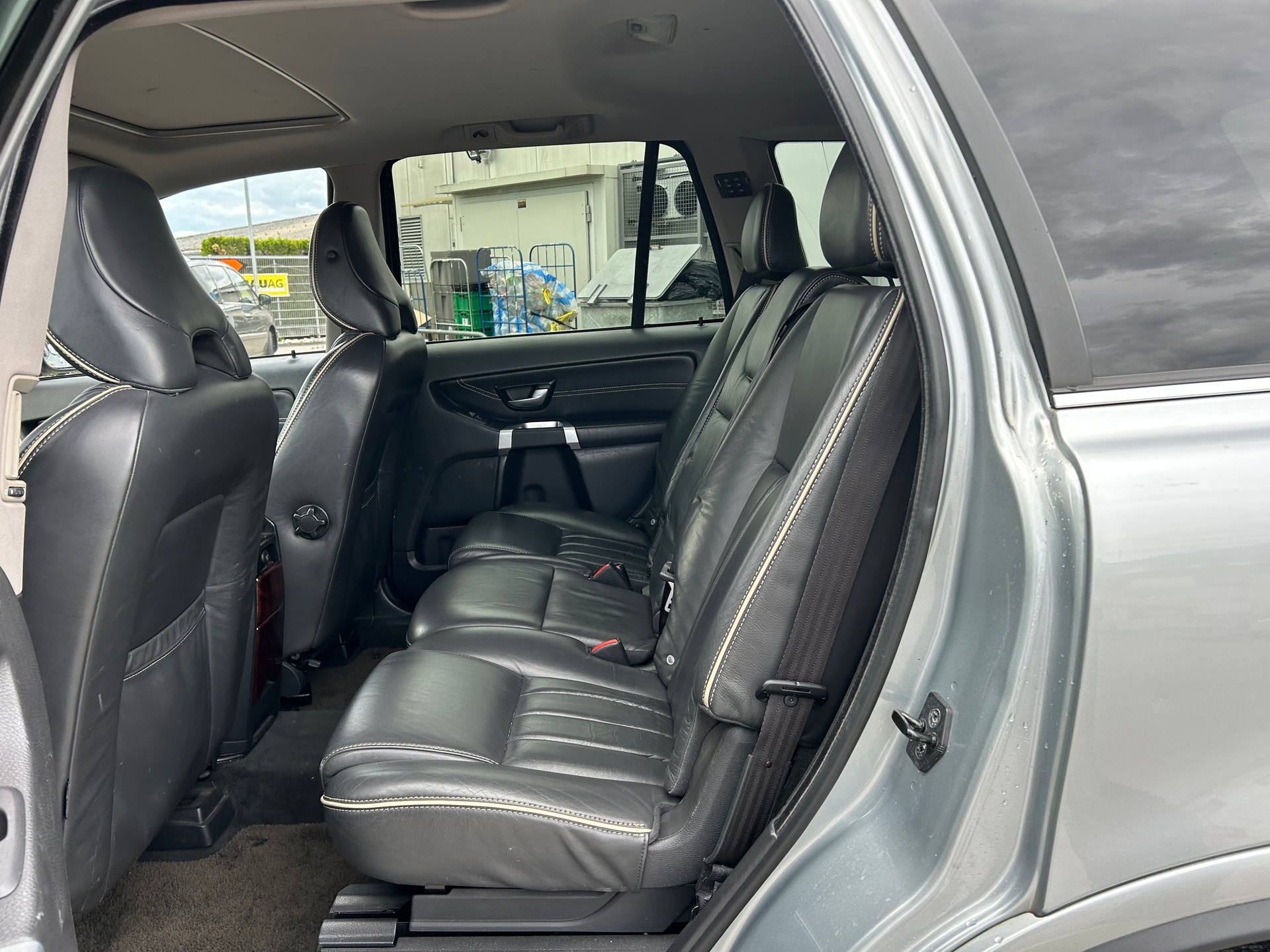 VOLVO XC90 V8 AWD Executive Geartronic-image-9
