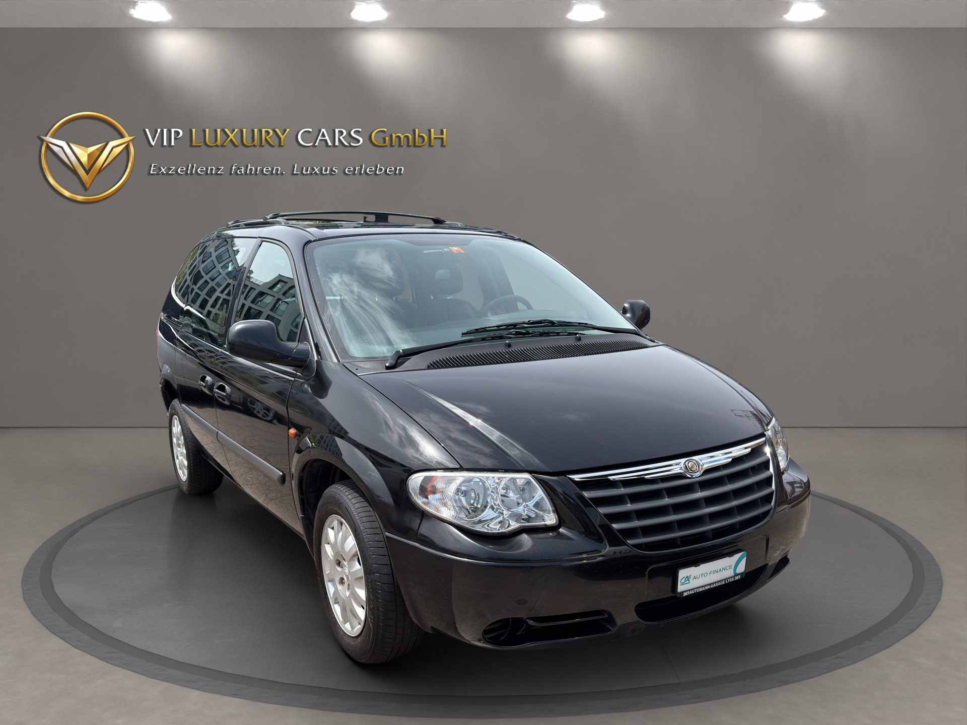 CHRYSLER Voyager 2.4 SE Swiss Edition-showroom-element-3