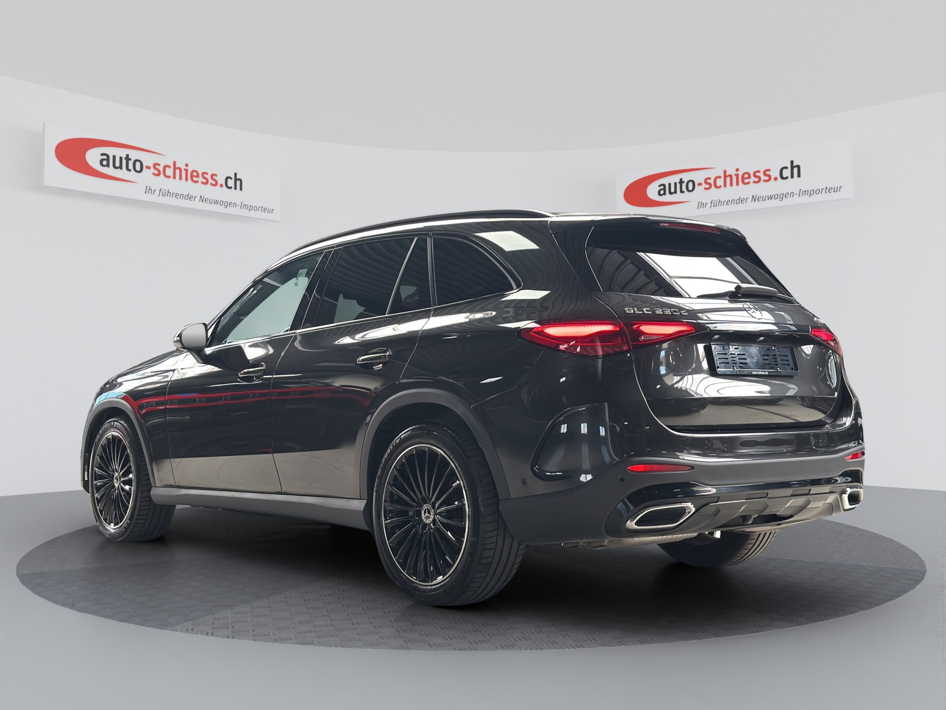 MERCEDES-BENZ GLC 220 d 4Matic AMG Night 9G-Tronic-image-2