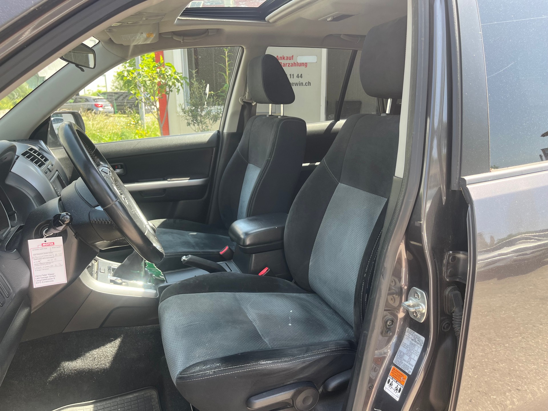 SUZUKI Grand Vitara 2.4 16V GL Top-image-10