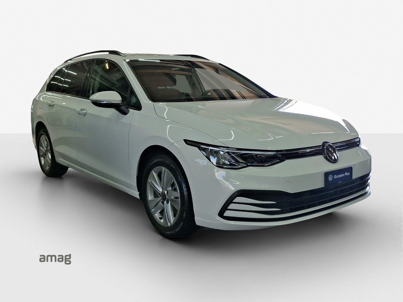 VW Golf Variant 1.0 eTSI mHEV Life DSG-image-5