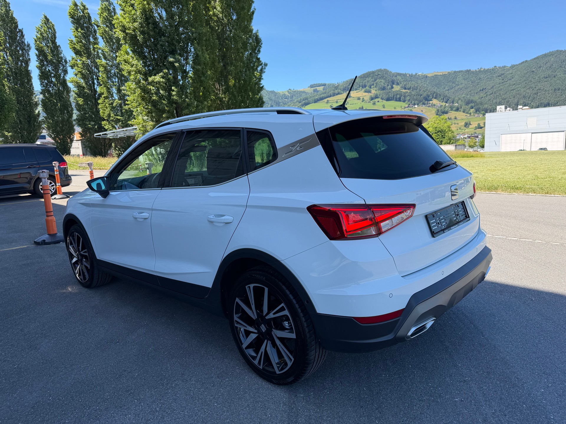 SEAT Arona 1.0 TSI Eco FR DSG-image-14