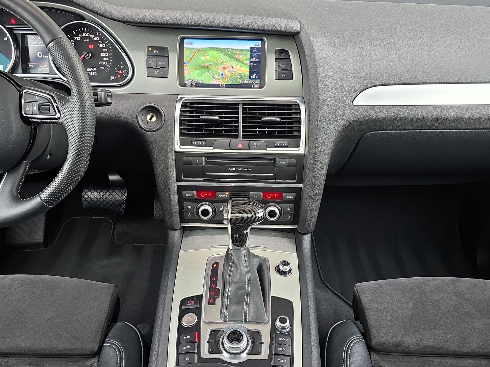 AUDI Q7 3.0 TDI S-Line V12-Optik Quattro TIPTRONIC 7-Sitzer mit AHK-image-12