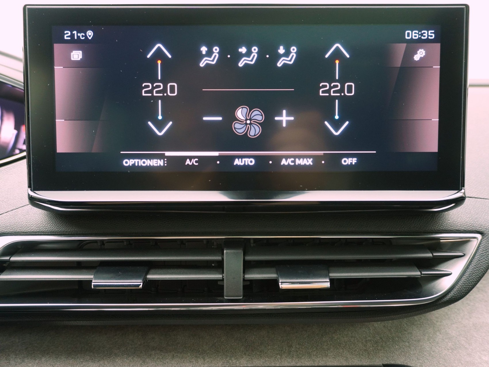 PEUGEOT 5008 2.0 BlueHDi GT Pack-image-20