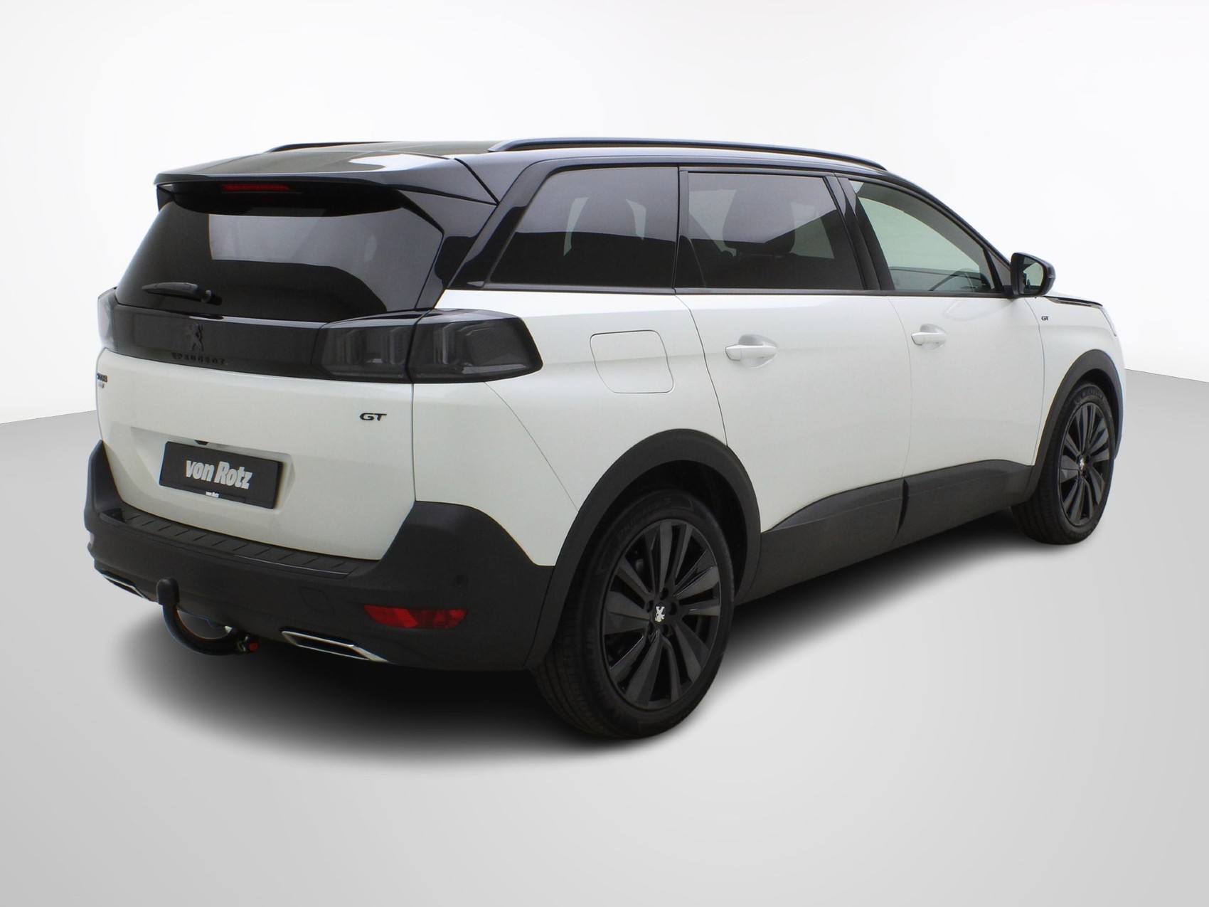 PEUGEOT 5008 2.0 BlueHDi GT Pack-image-4