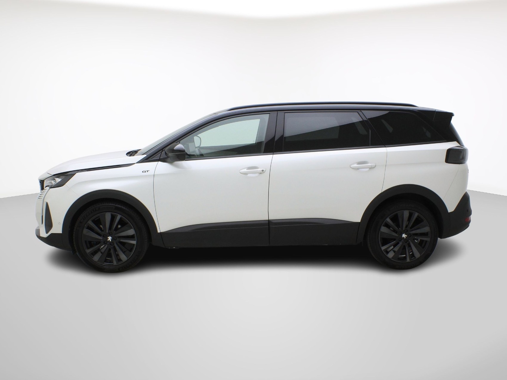 PEUGEOT 5008 2.0 BlueHDi GT Pack-image-2