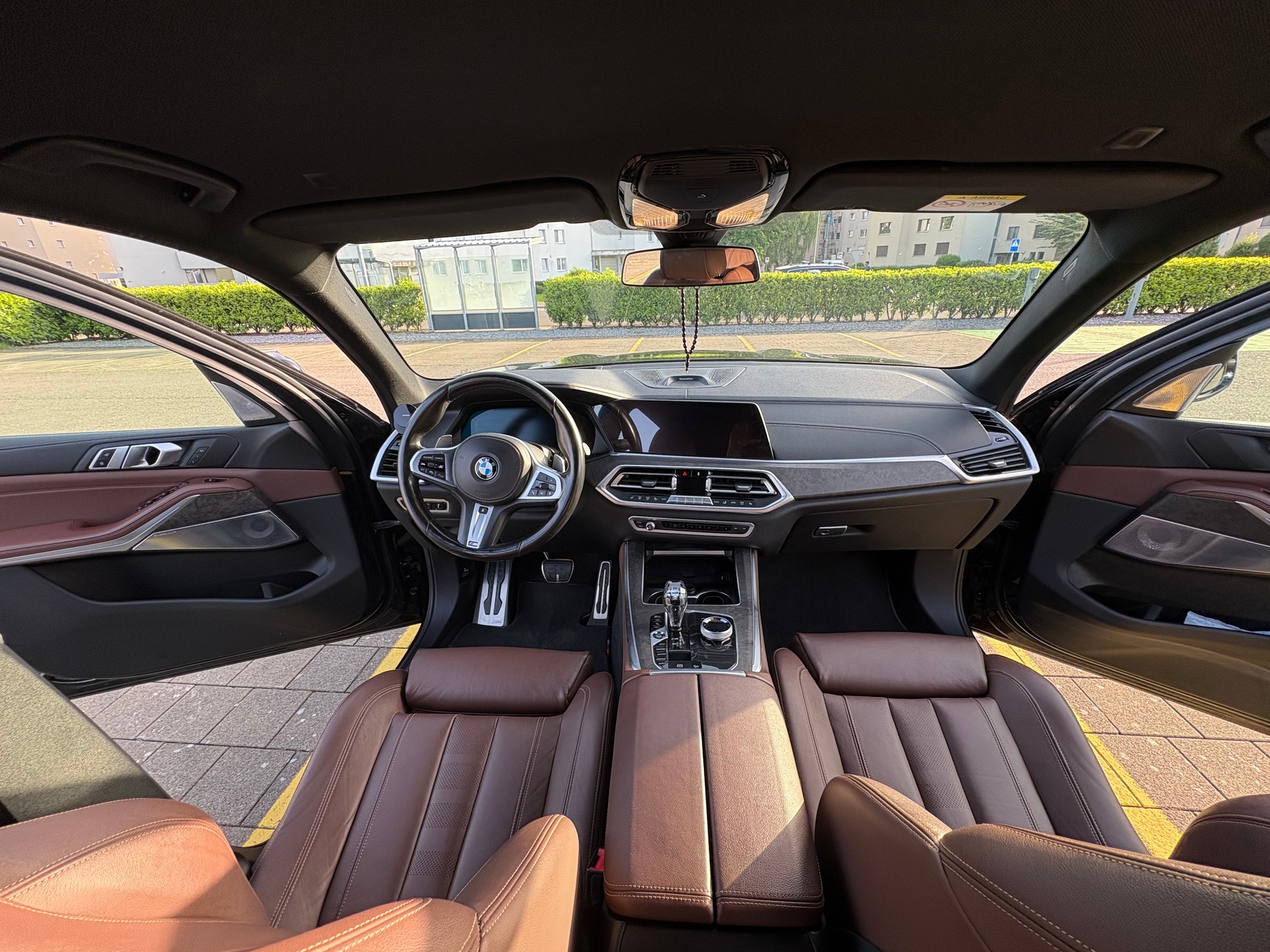 BMW M50d xDrive-image-3
