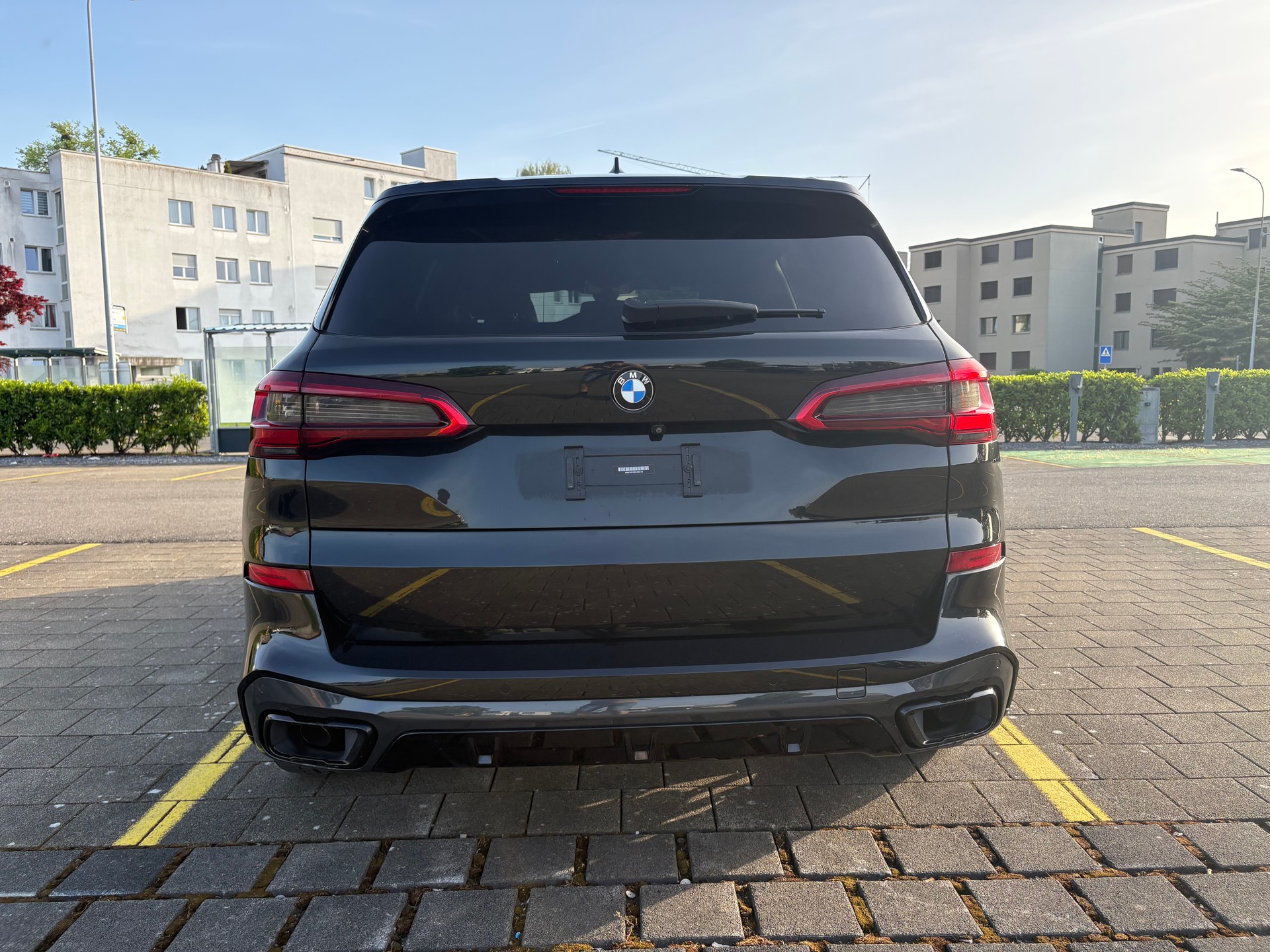 BMW M50d xDrive-image-5