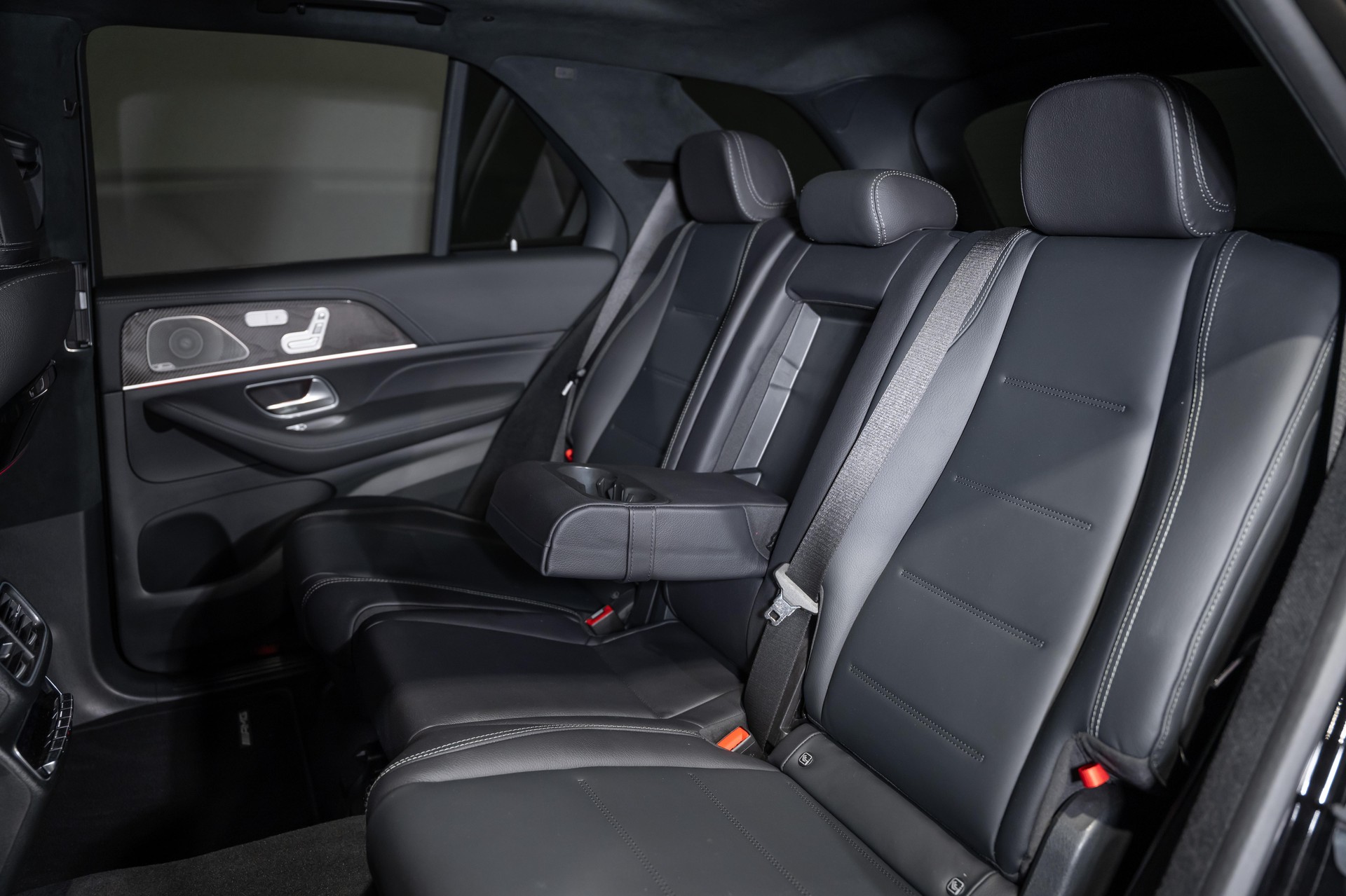 MERCEDES-BENZ GLE 450 d AMG Line 4matic-image-16
