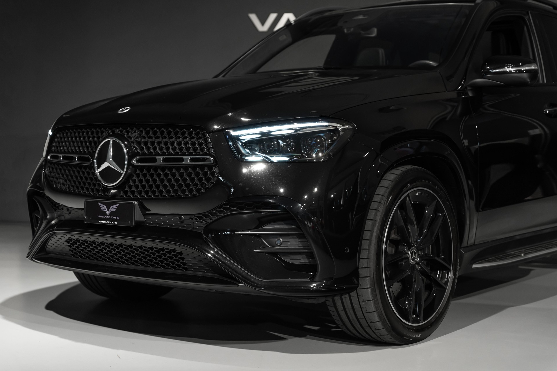 MERCEDES-BENZ GLE 450 d AMG Line 4matic-image-4