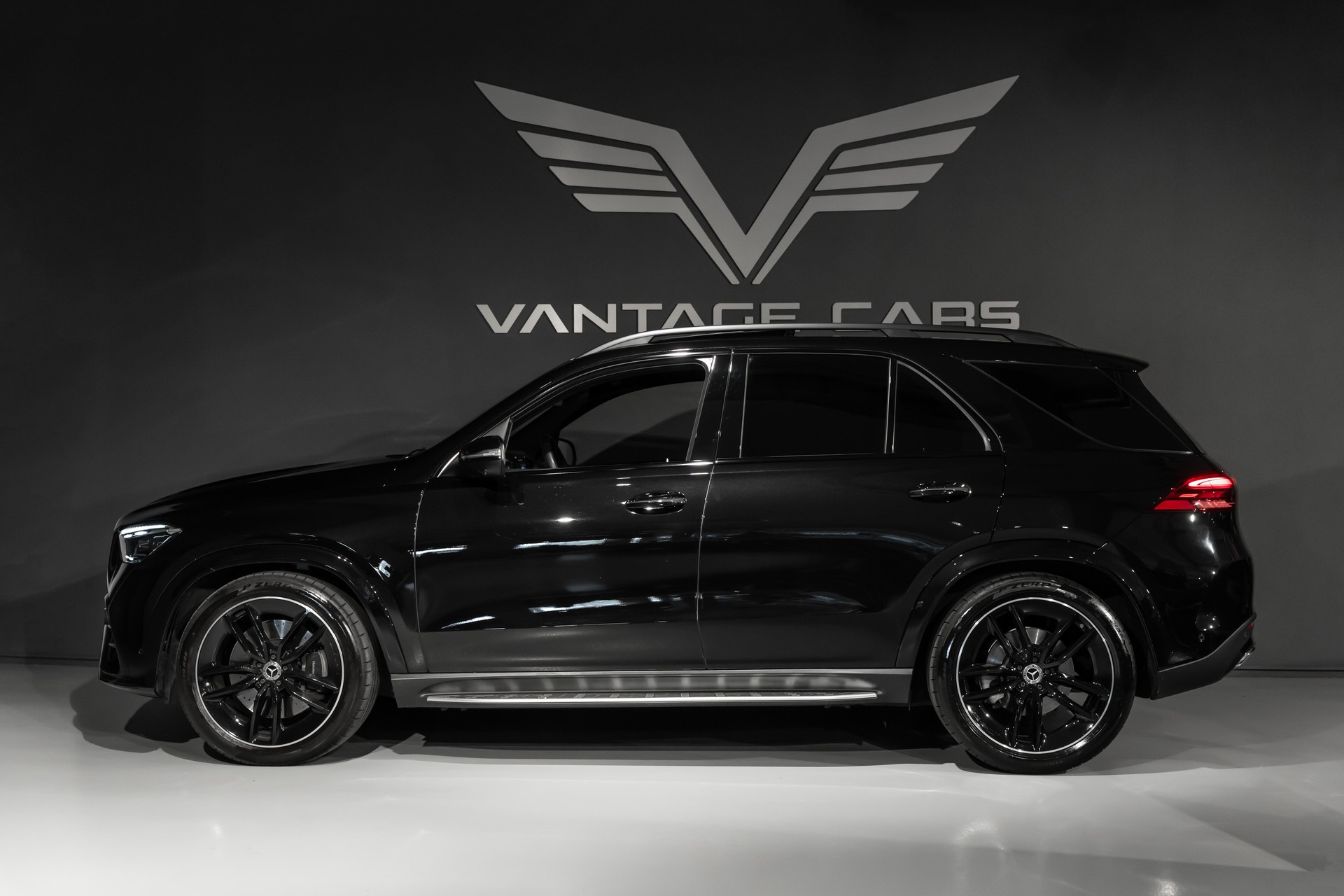 MERCEDES-BENZ GLE 450 d AMG Line 4matic-showroom-element-1