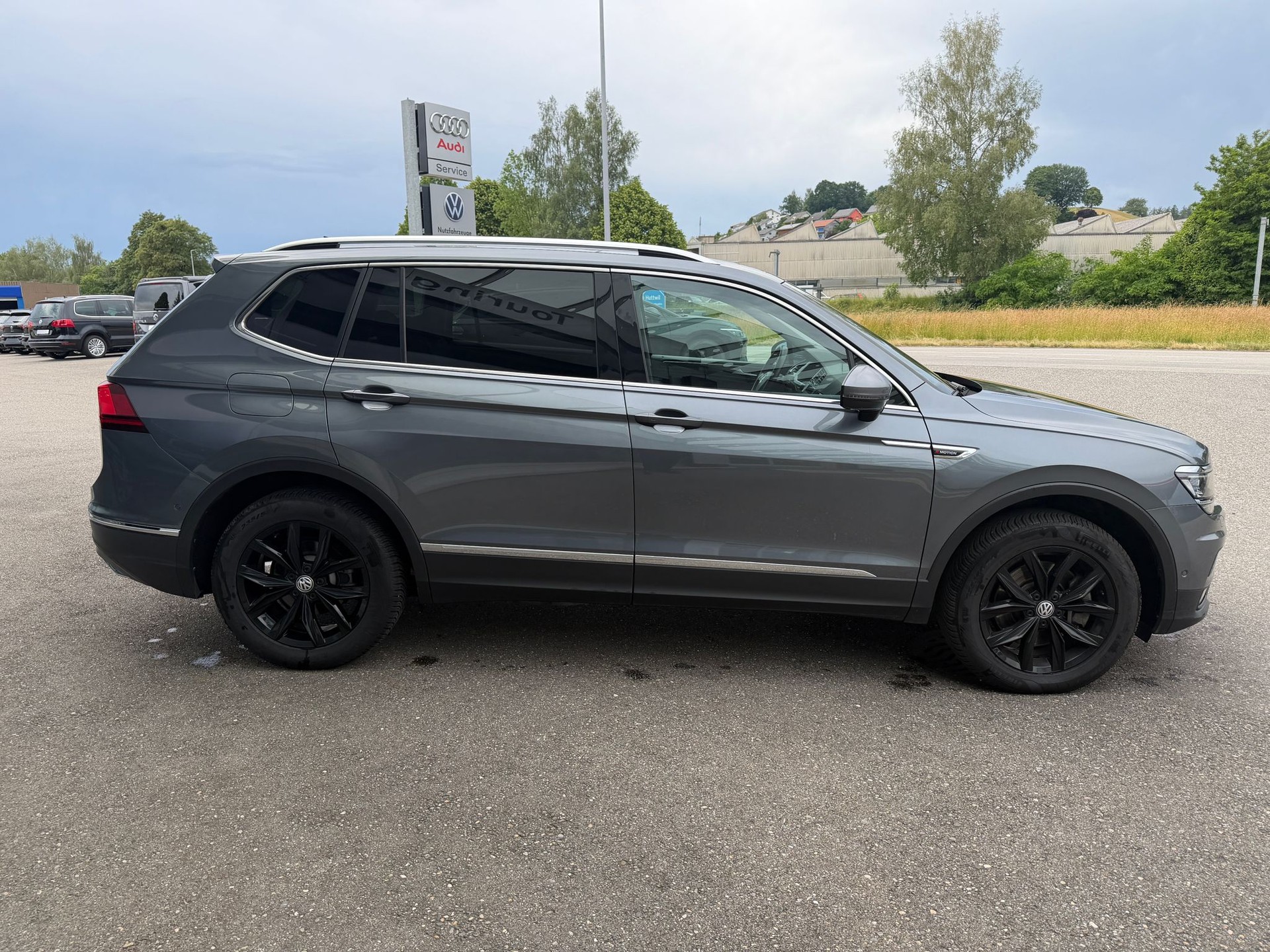 VW Tiguan Allspace 2.0 TDI SCR Highline 4Motion DSG-image-5