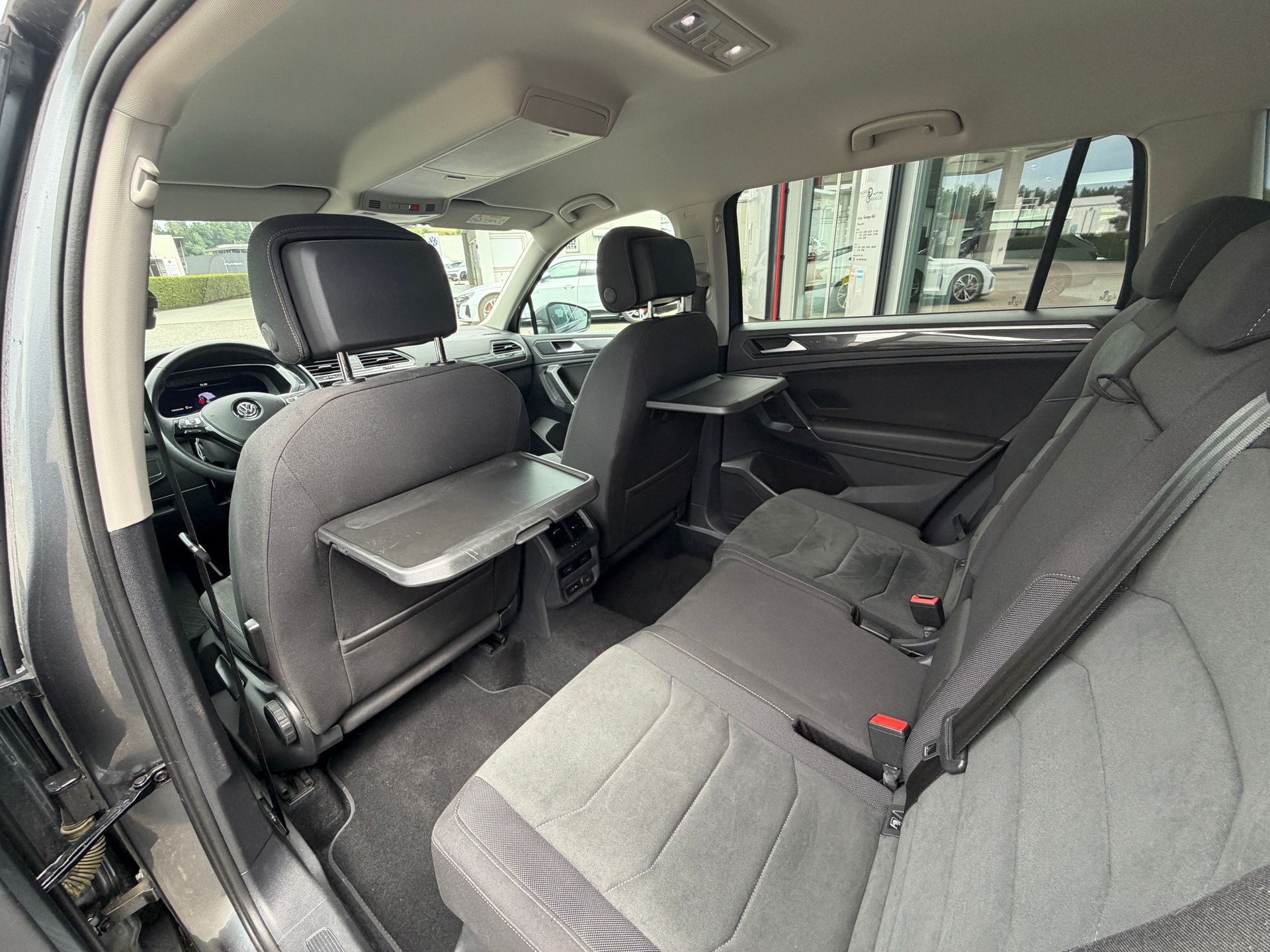 VW Tiguan Allspace 2.0 TDI SCR Highline 4Motion DSG-image-25
