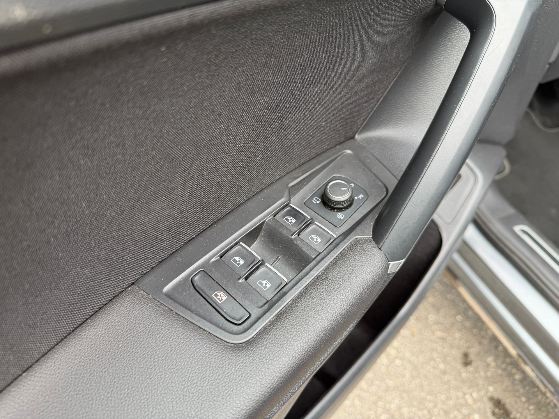 VW Tiguan Allspace 2.0 TDI SCR Highline 4Motion DSG-image-12