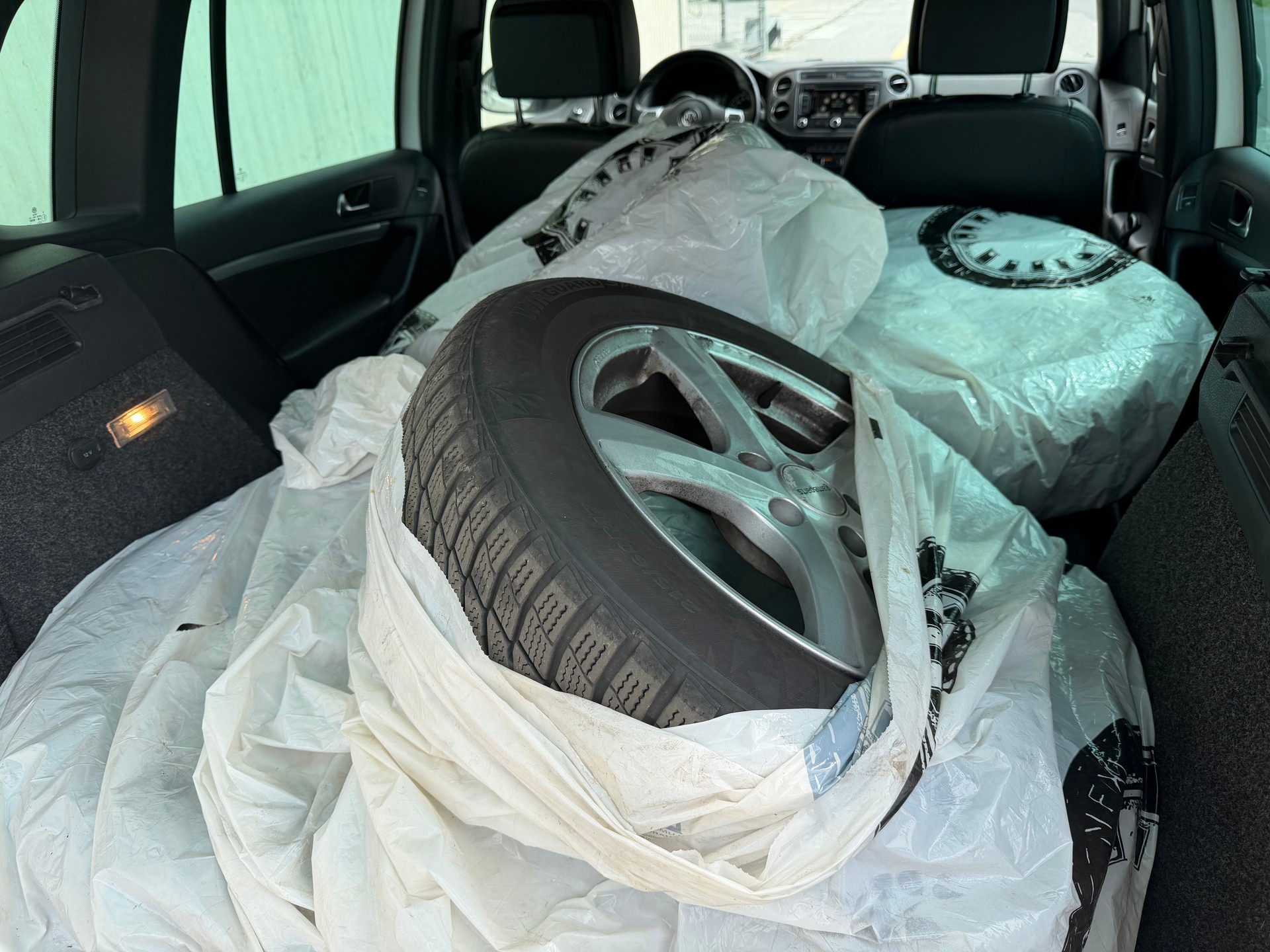 VW Tiguan 2.0 TSI Design 4Motion DSG-image-26