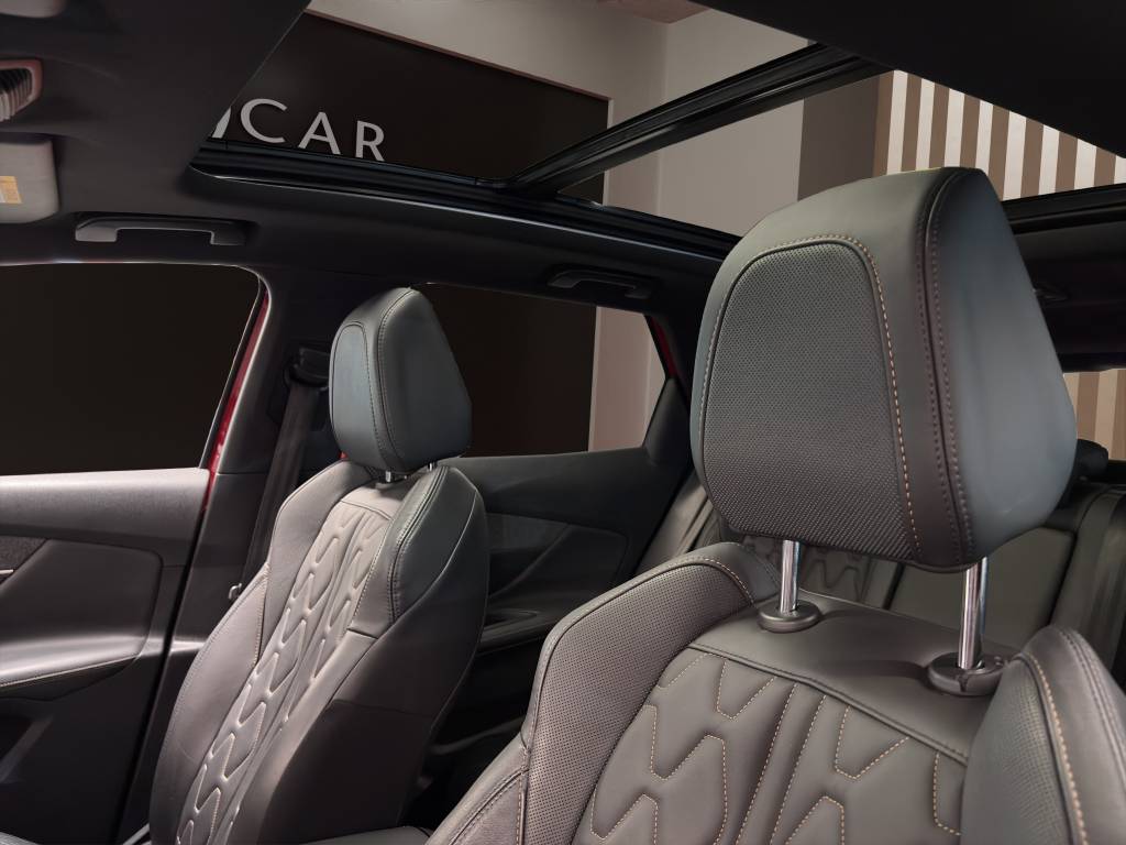 PEUGEOT 3008 1.6 THP GT Line EAT-image-14