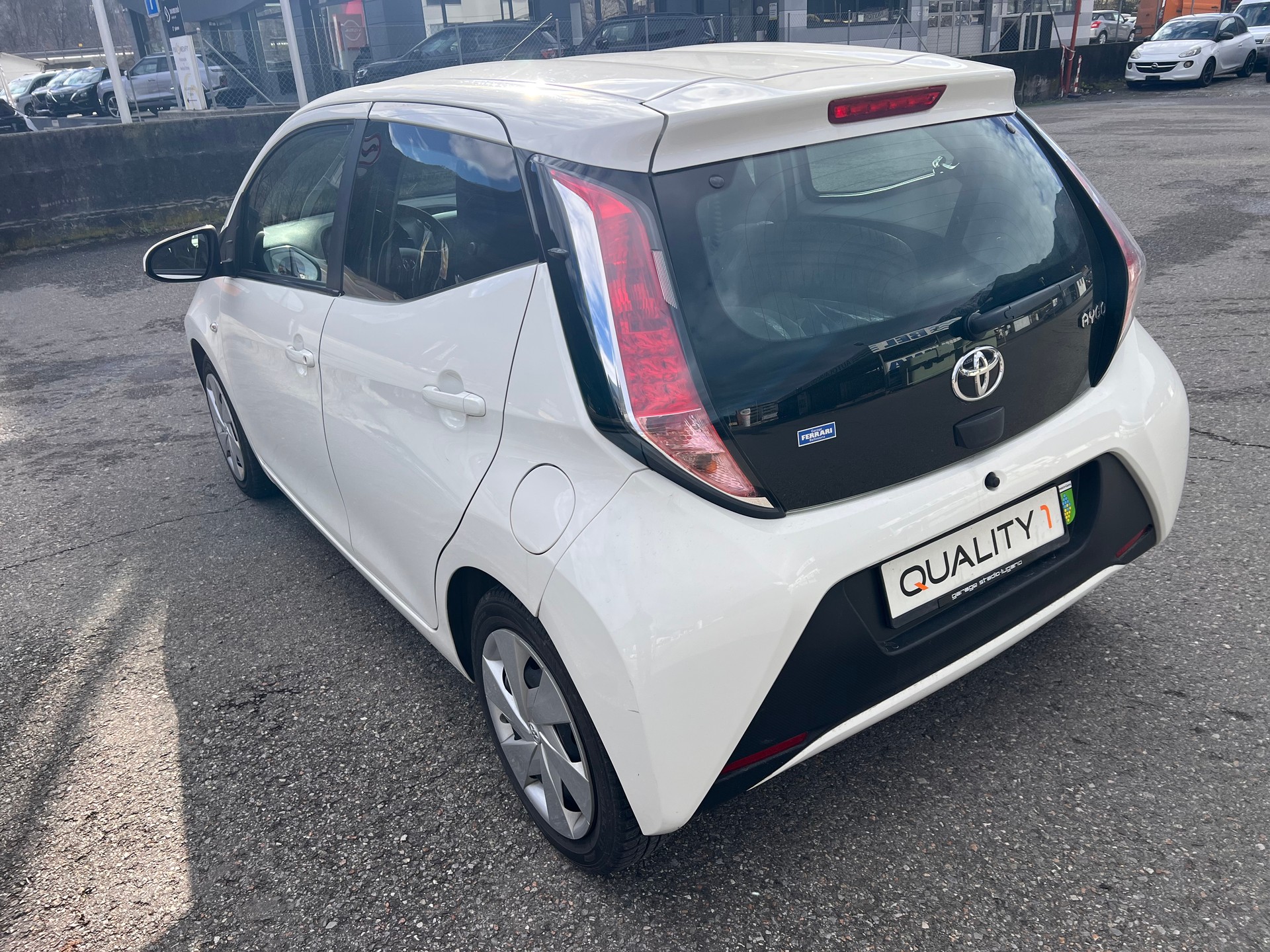 TOYOTA Aygo 1.0 VVT-i x-pure MultiMode-image-4