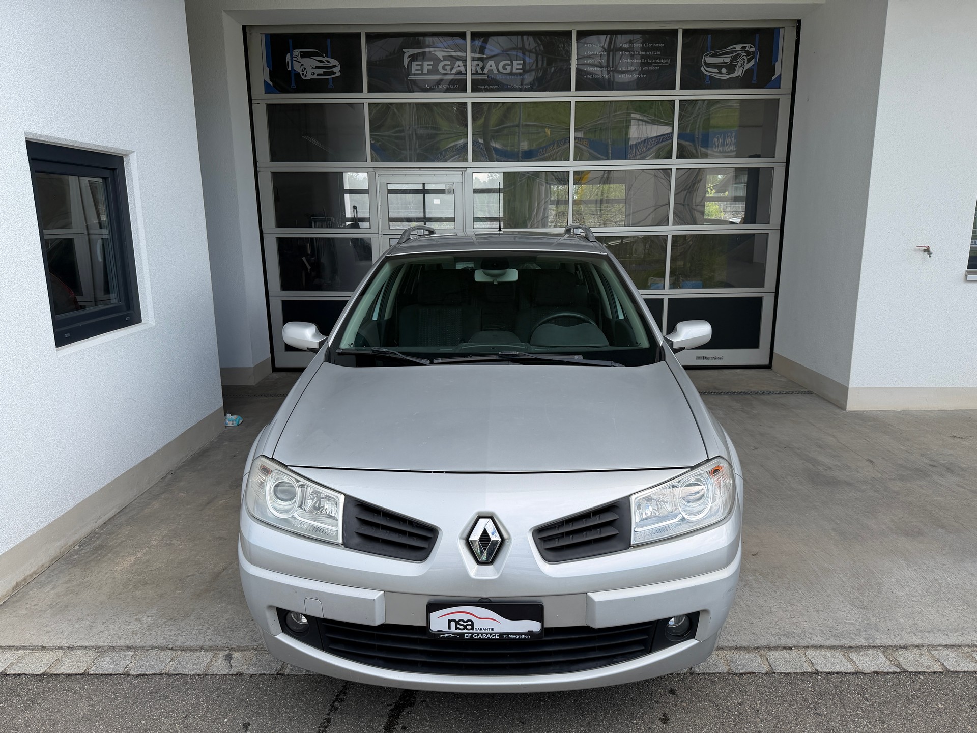 RENAULT Mégane Break 1.6 16V Business-image-1