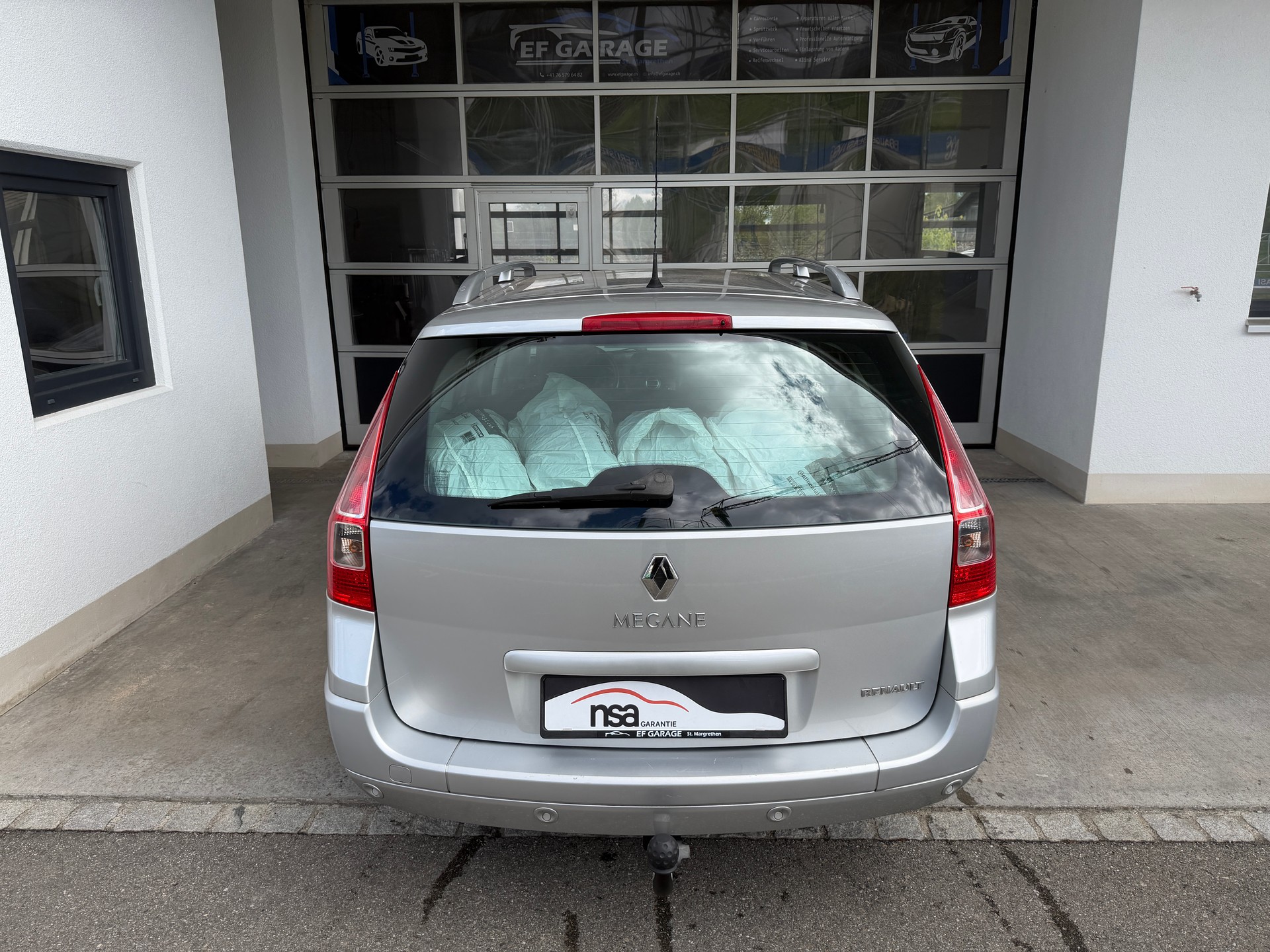 RENAULT Mégane Break 1.6 16V Business-image-4