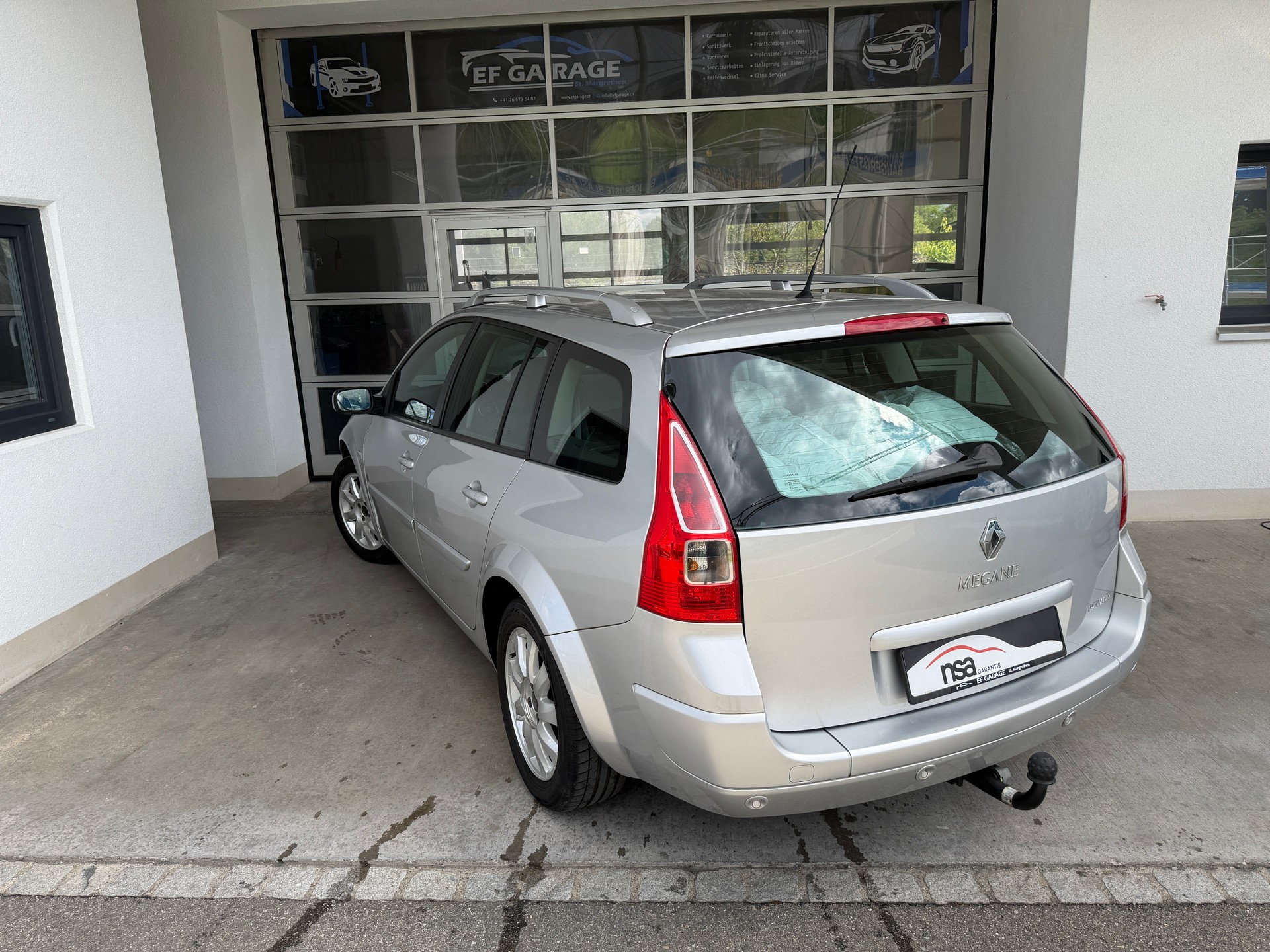 RENAULT Mégane Break 1.6 16V Business-image-5