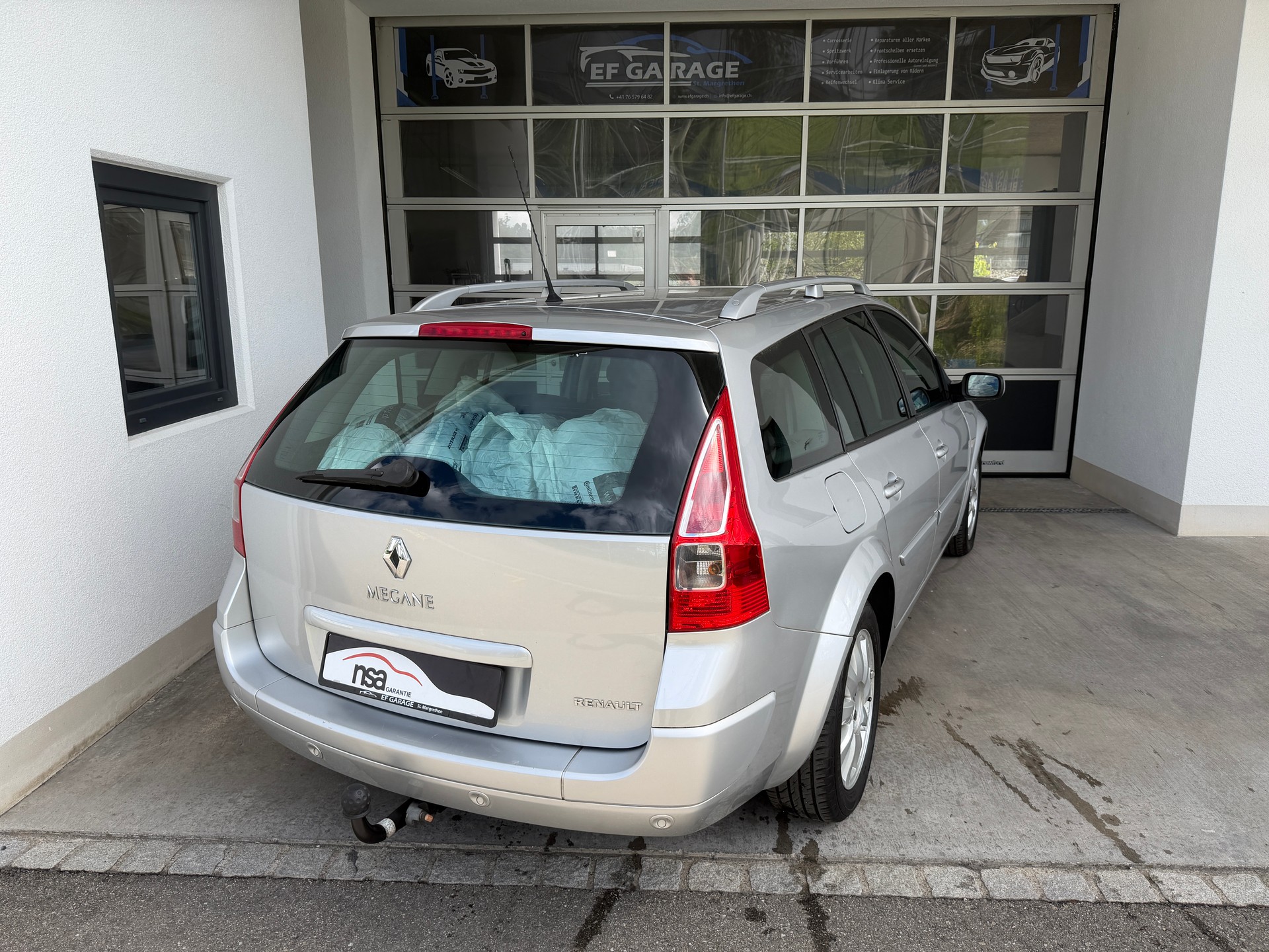 RENAULT Mégane Break 1.6 16V Business-image-3