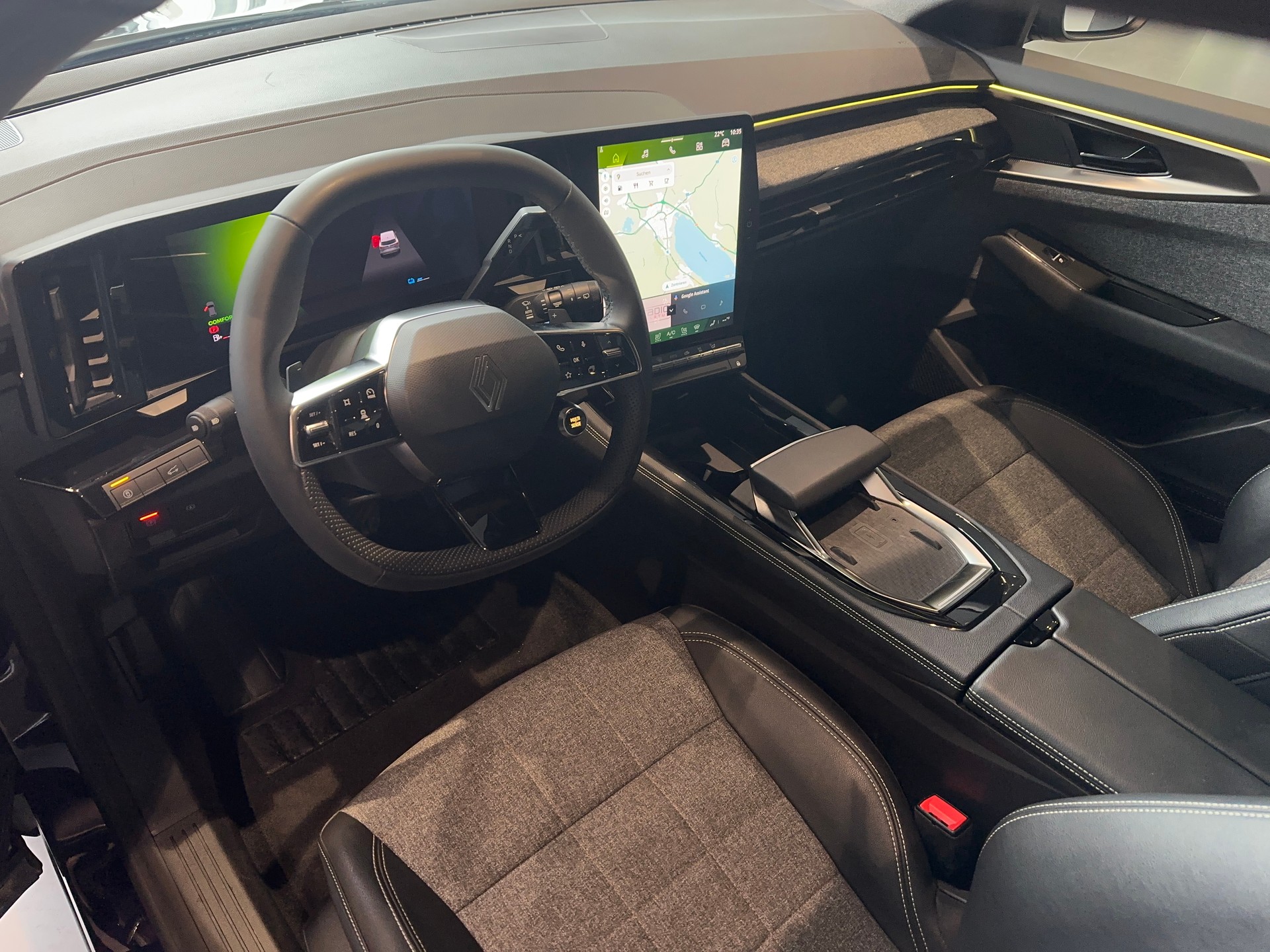 RENAULT Espace 1.2 E-Tech 200 Techno 7-Sitze-image-9