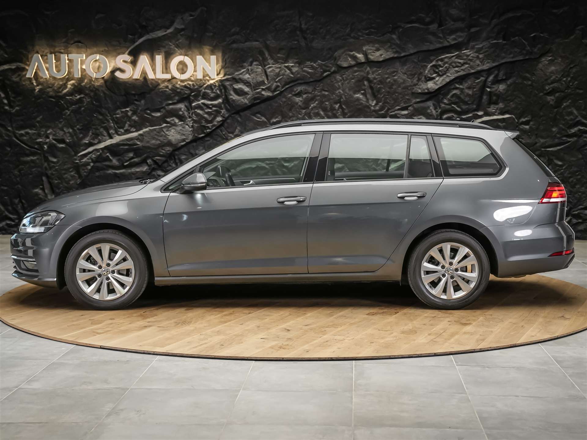 VW Golf Variant 1.5 TSI EVO Comfortline DSG *CH Auto*Abstandsregler*Sitzheizung*-image-1