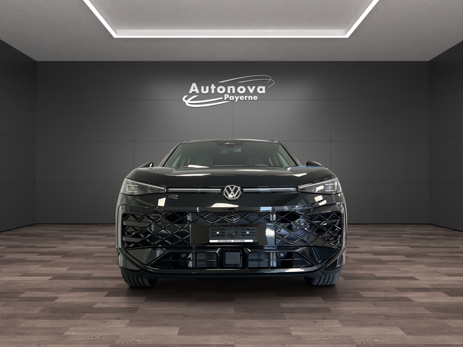 VW T-Roc 1.5 eTSI mHEV R-Line DSG-image-1