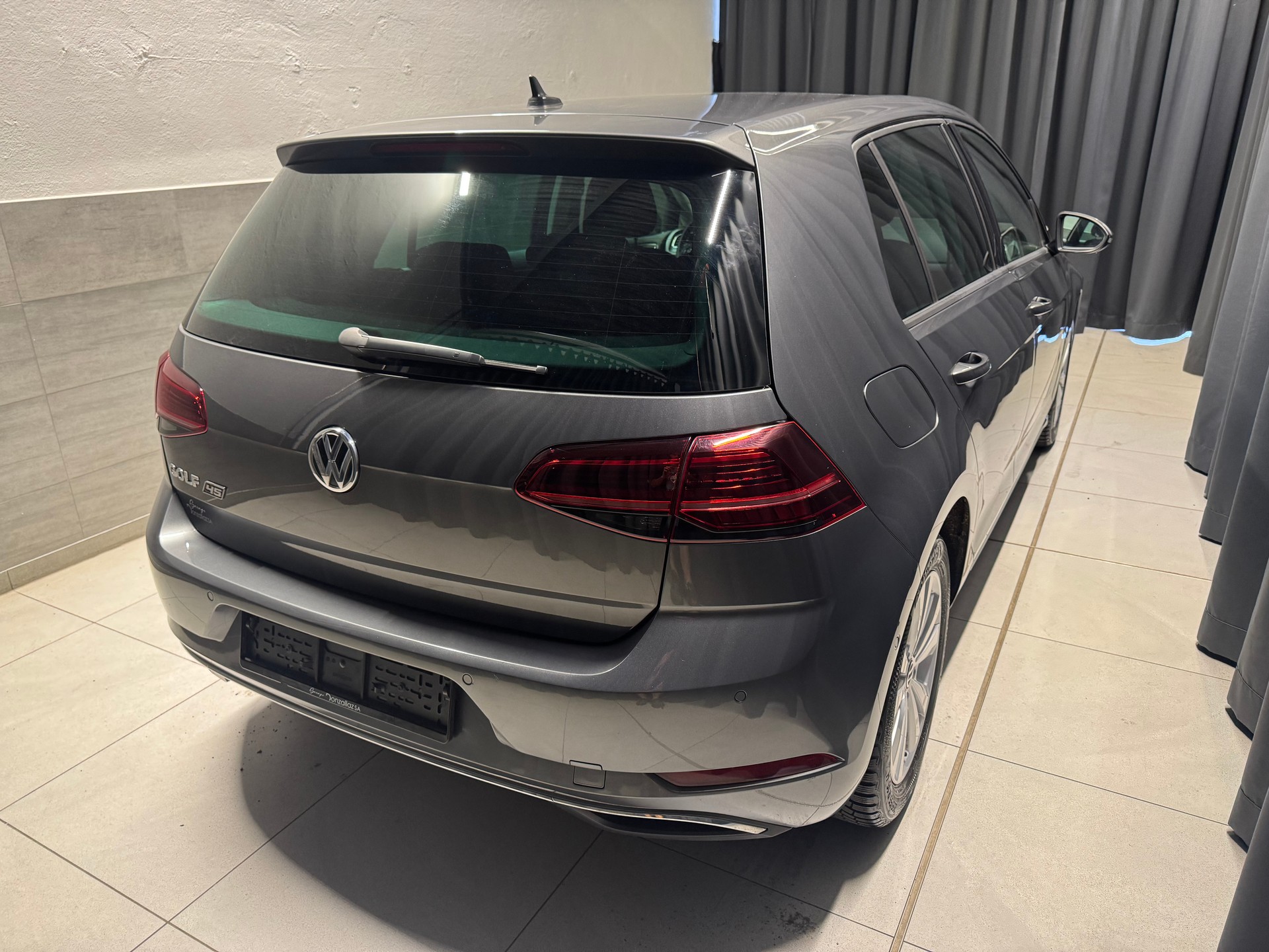 VW Golf 1.5 TSI EVO Comfortline DSG (2)-image-5