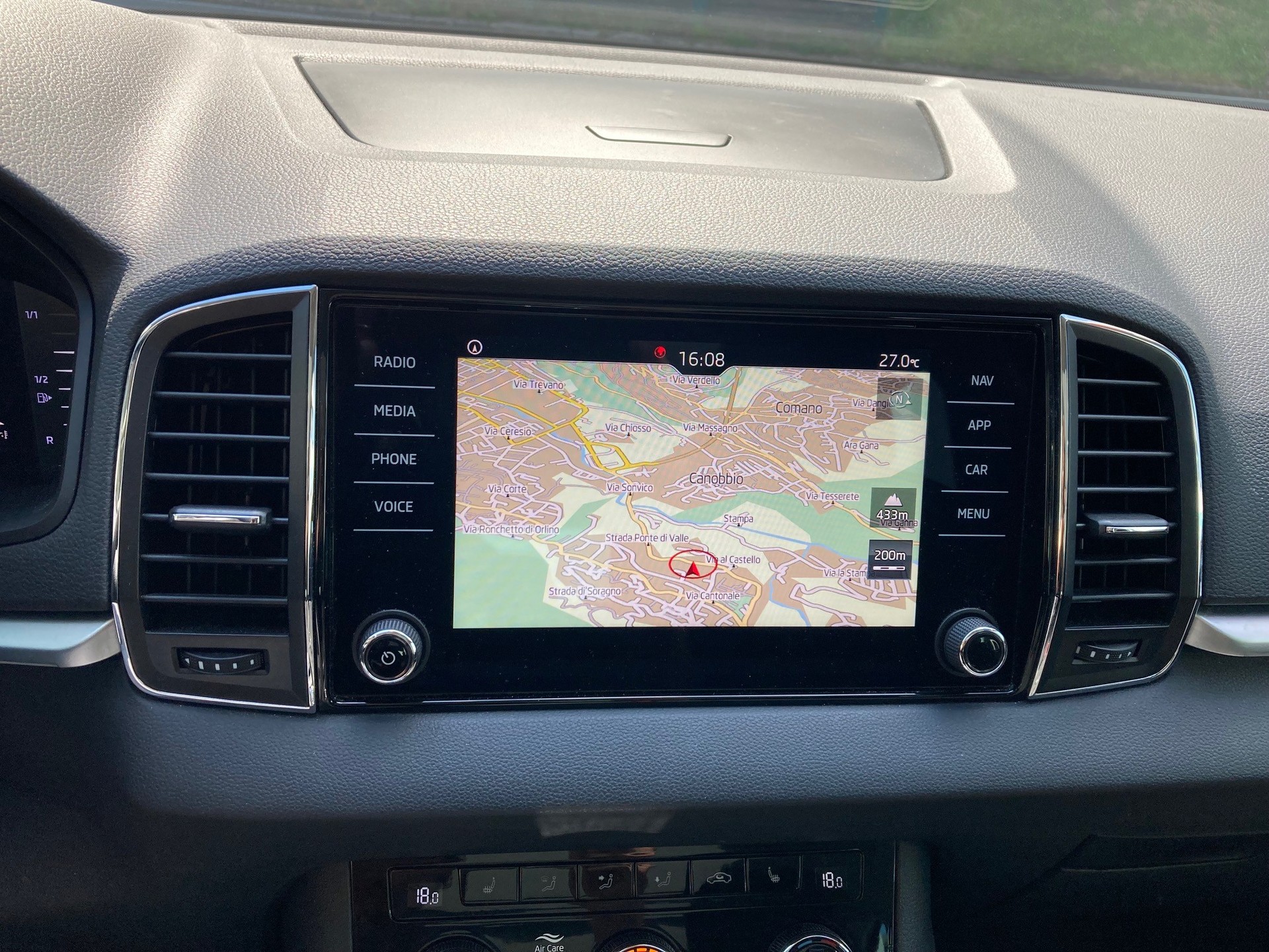 SKODA Karoq 1.0 TSI Ambition DSG-image-7