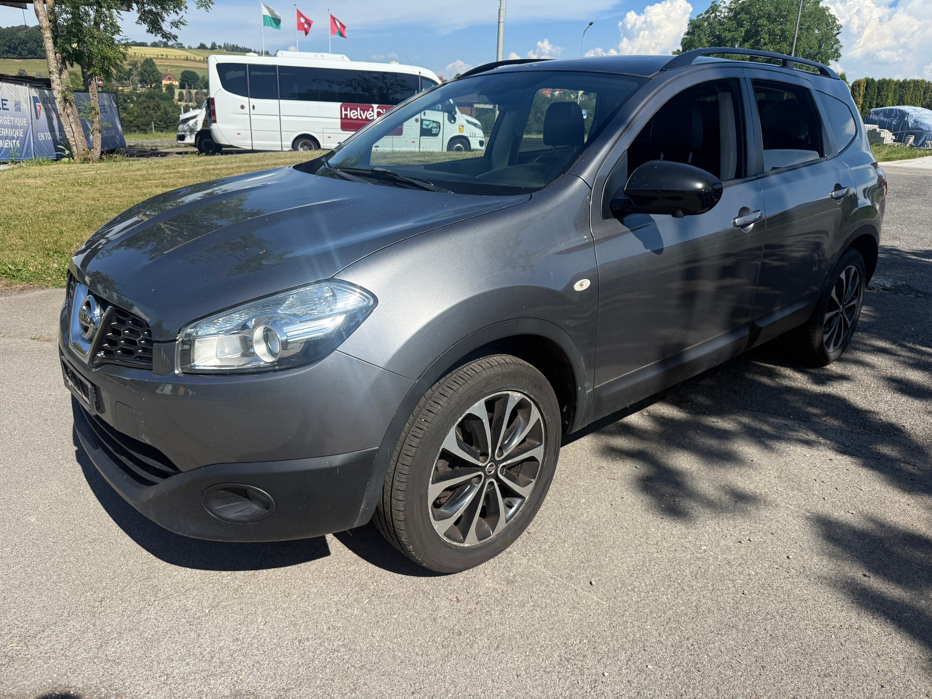 NISSAN Qashqai +2 2.0 4WD tekna-image-0