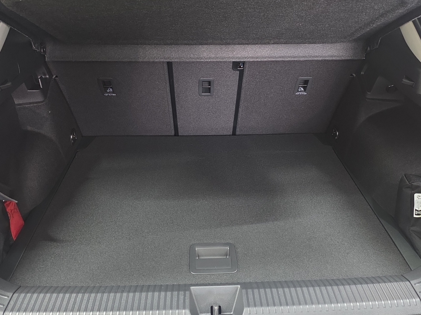 VW T-Roc 1.5 eTSI mHEV Life DSG-image-12