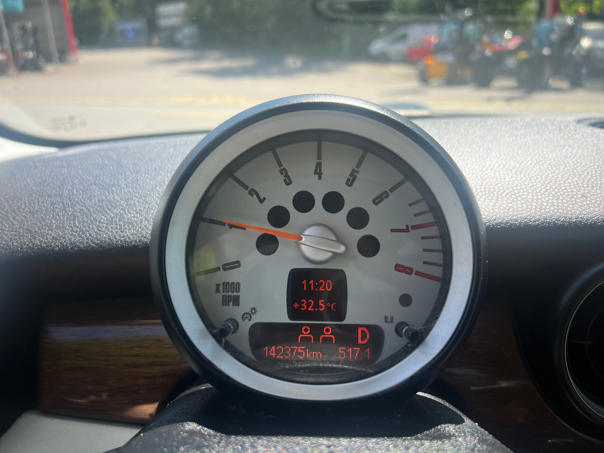 MINI Cooper-image-10