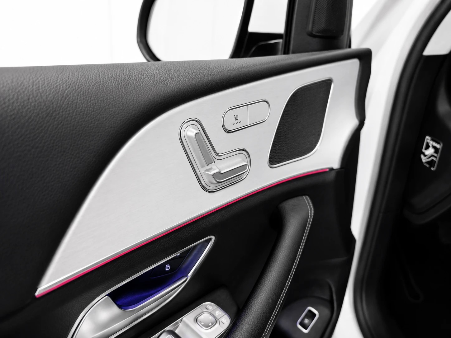 MERCEDES-BENZ GLE 300 d 4matic CH FAHRZEUG-image-18