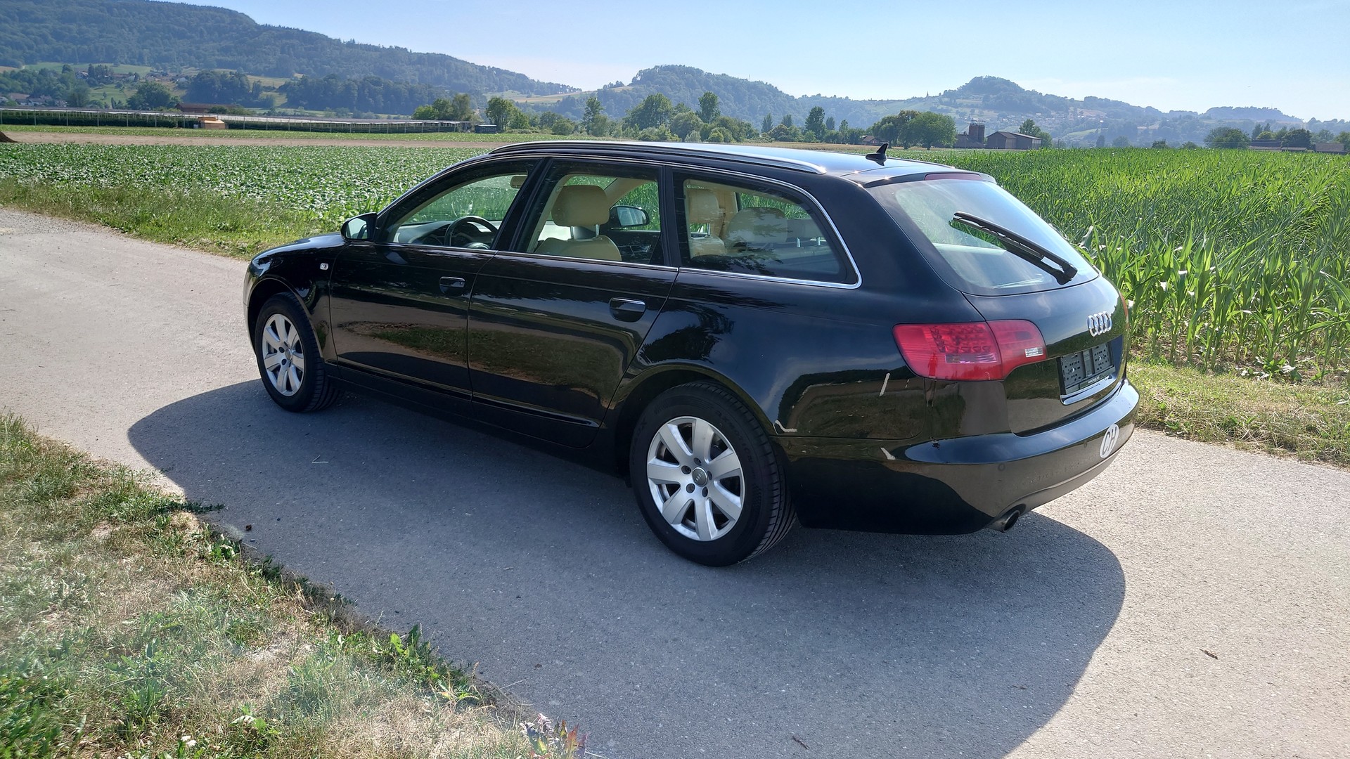 AUDI A6 Avant 2.8 V6 FSI quattro tiptronic-image-2