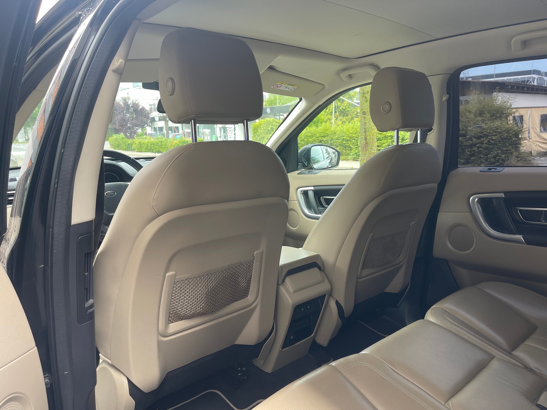 LAND ROVER Discovery Sport 2.0 TD4 HSE AT9-image-10
