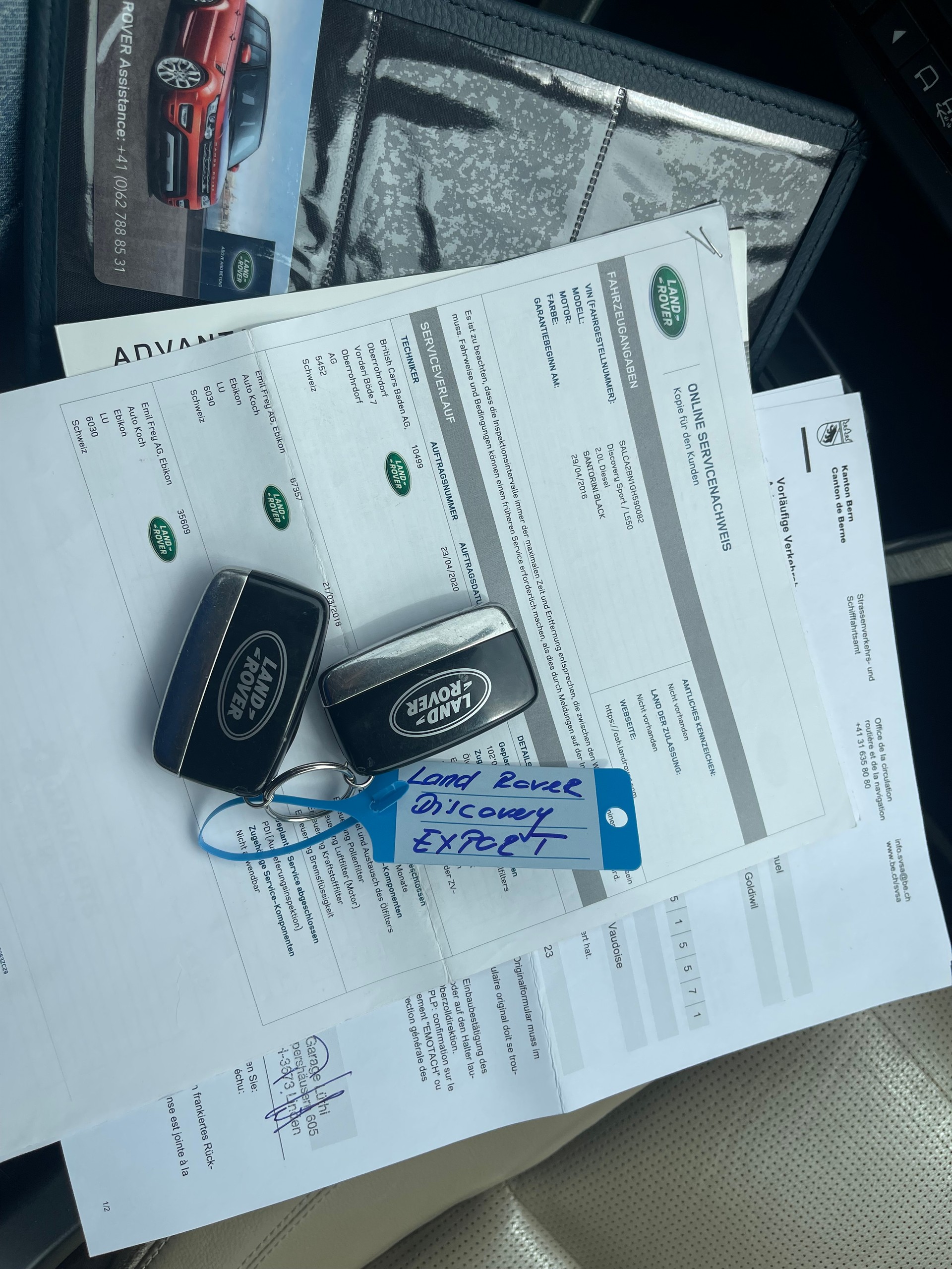 LAND ROVER Discovery Sport 2.0 TD4 HSE AT9-image-15