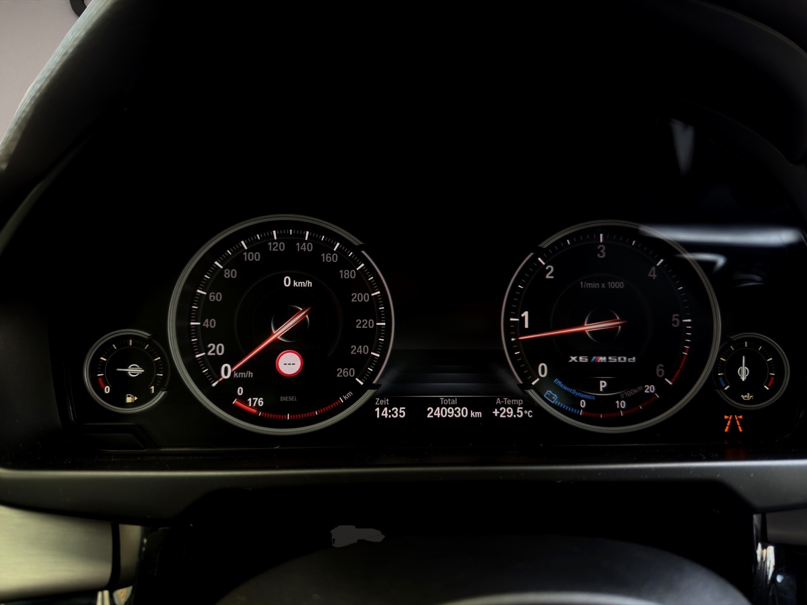 BMW X6 xDrive 40d Steptronic-image-17