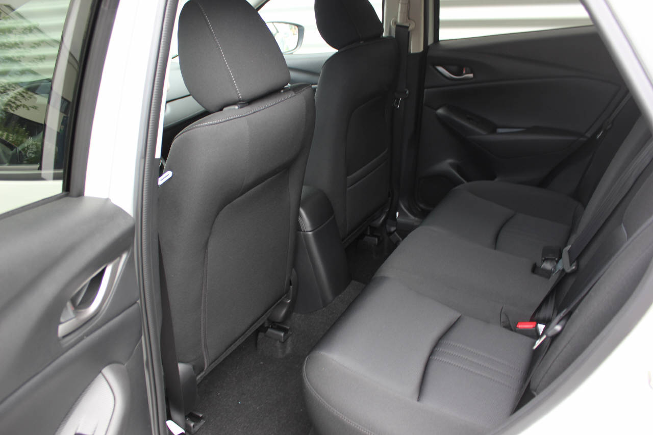 MAZDA CX-3 1.5 D Revolution AWD-image-4