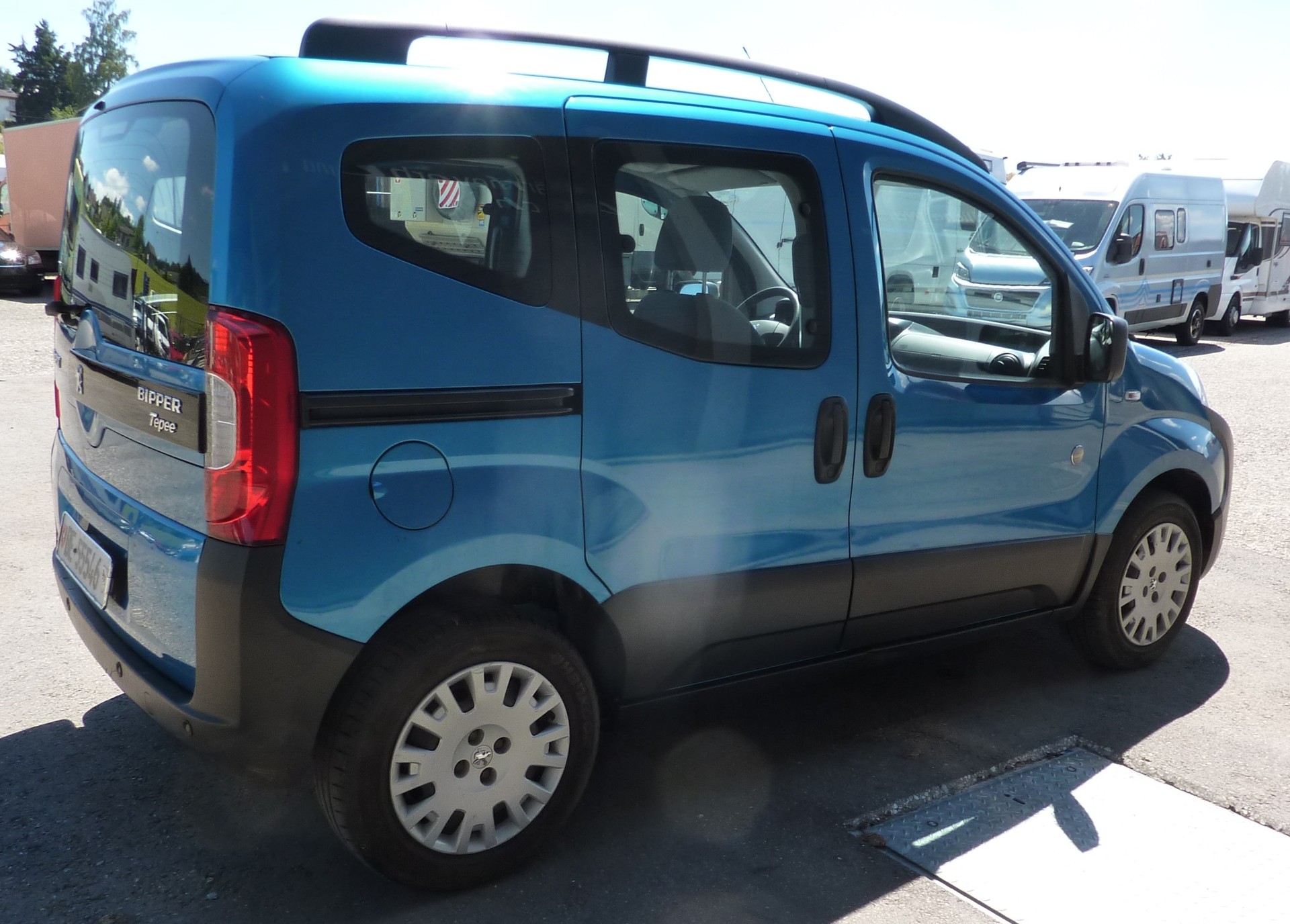 PEUGEOT Outdoor-image-4