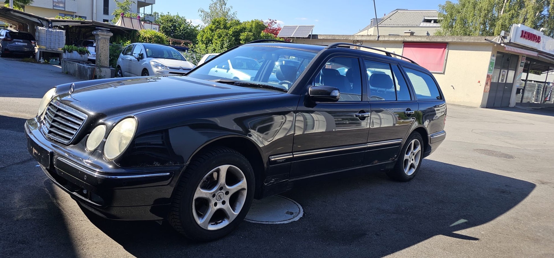 MERCEDES-BENZ E 280 Elégance 4-Matic Automatic-image-2