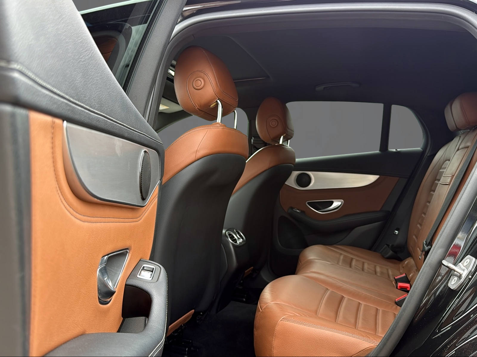 MERCEDES-BENZ GLC Coupé 250 AMG Line 4Matic 9G-Tronic-image-11
