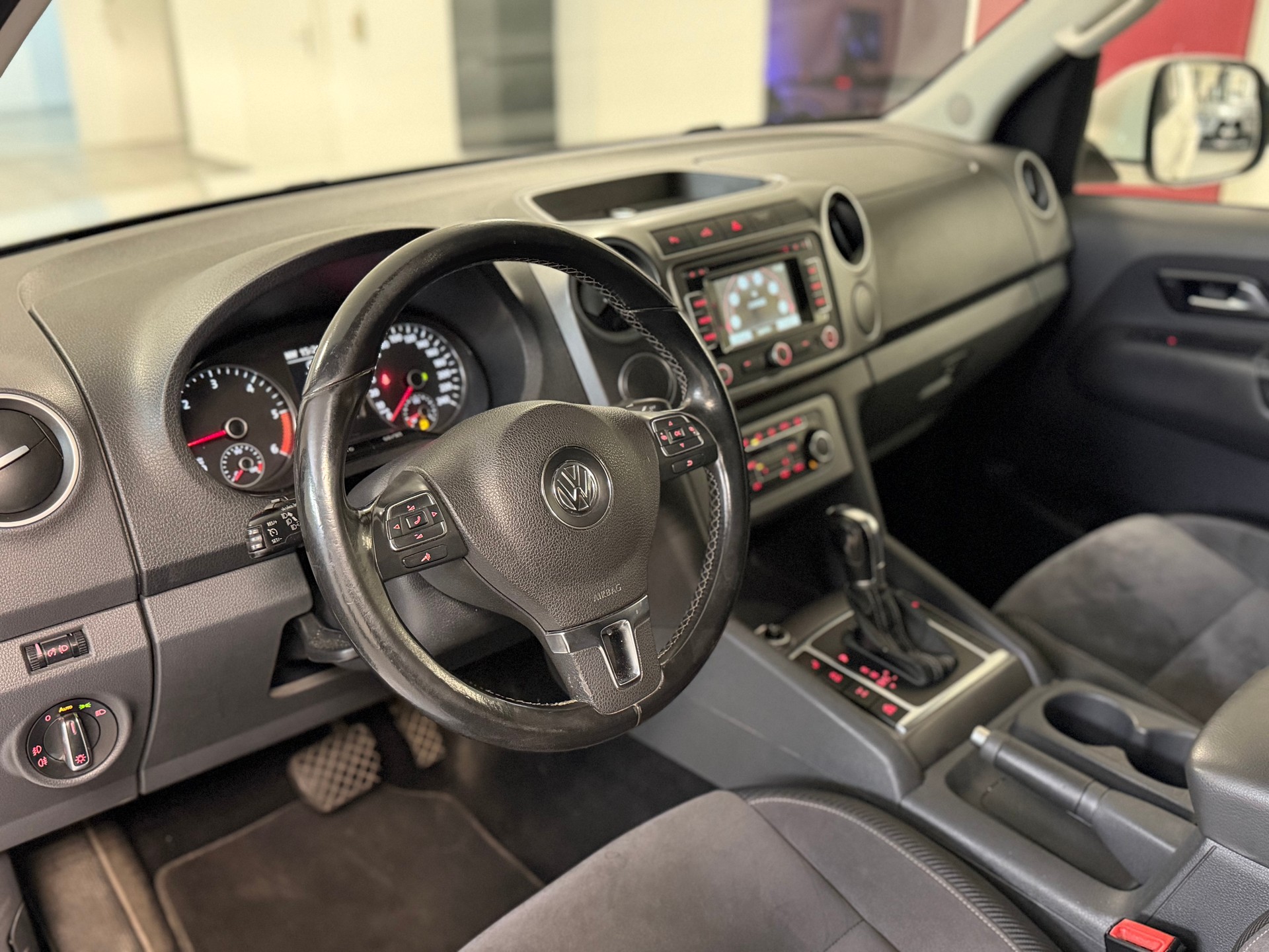 VW Amarok 2.0 BiTDI Highline 4Motion permanent A-image-16