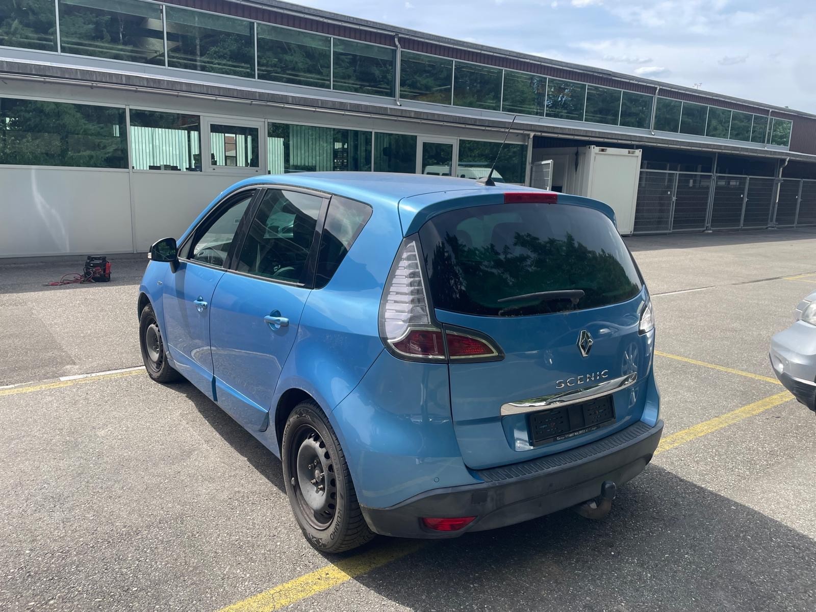 RENAULT Scénic 2.0 16V Dynamique X-Tronic CVT-image-4