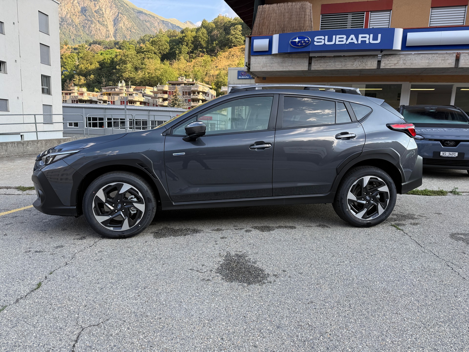 SUBARU Crosstrek 2.0i e-Boxer Swiss Plus-showroom-element-1