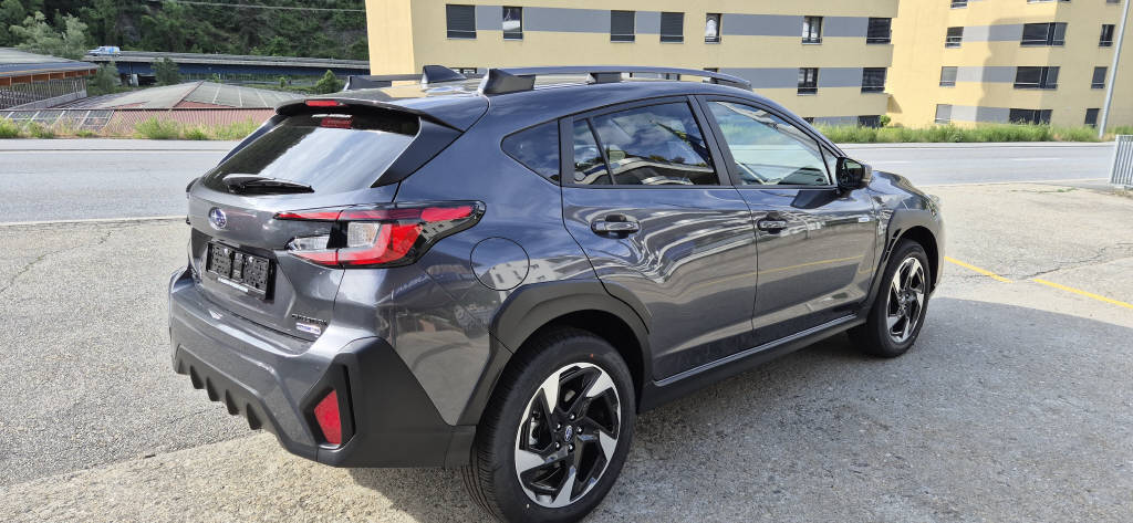 SUBARU Crosstrek 2.0i e-Boxer Swiss Plus-image-5