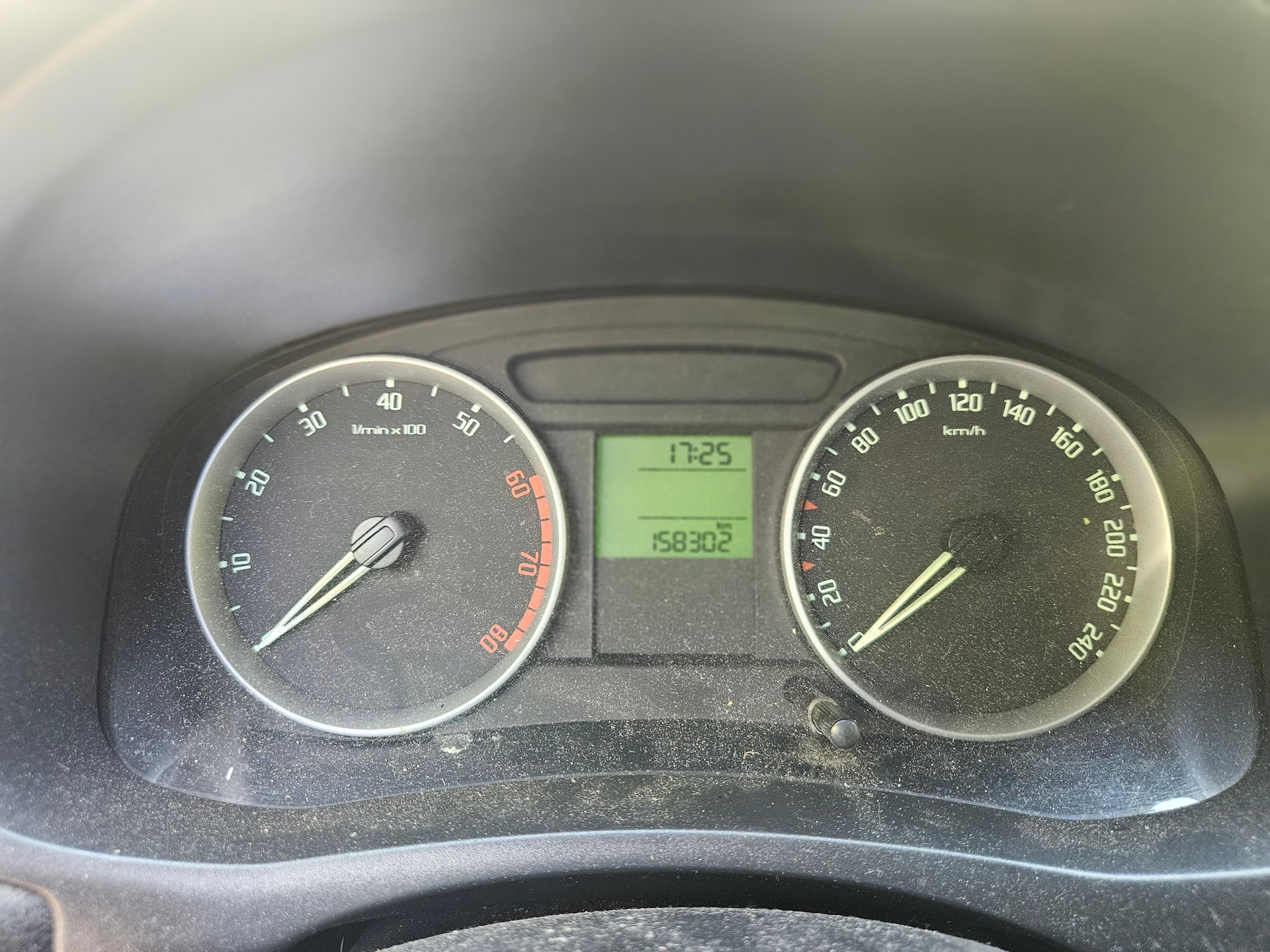 SKODA Fabia 1.2 Entry-image-7