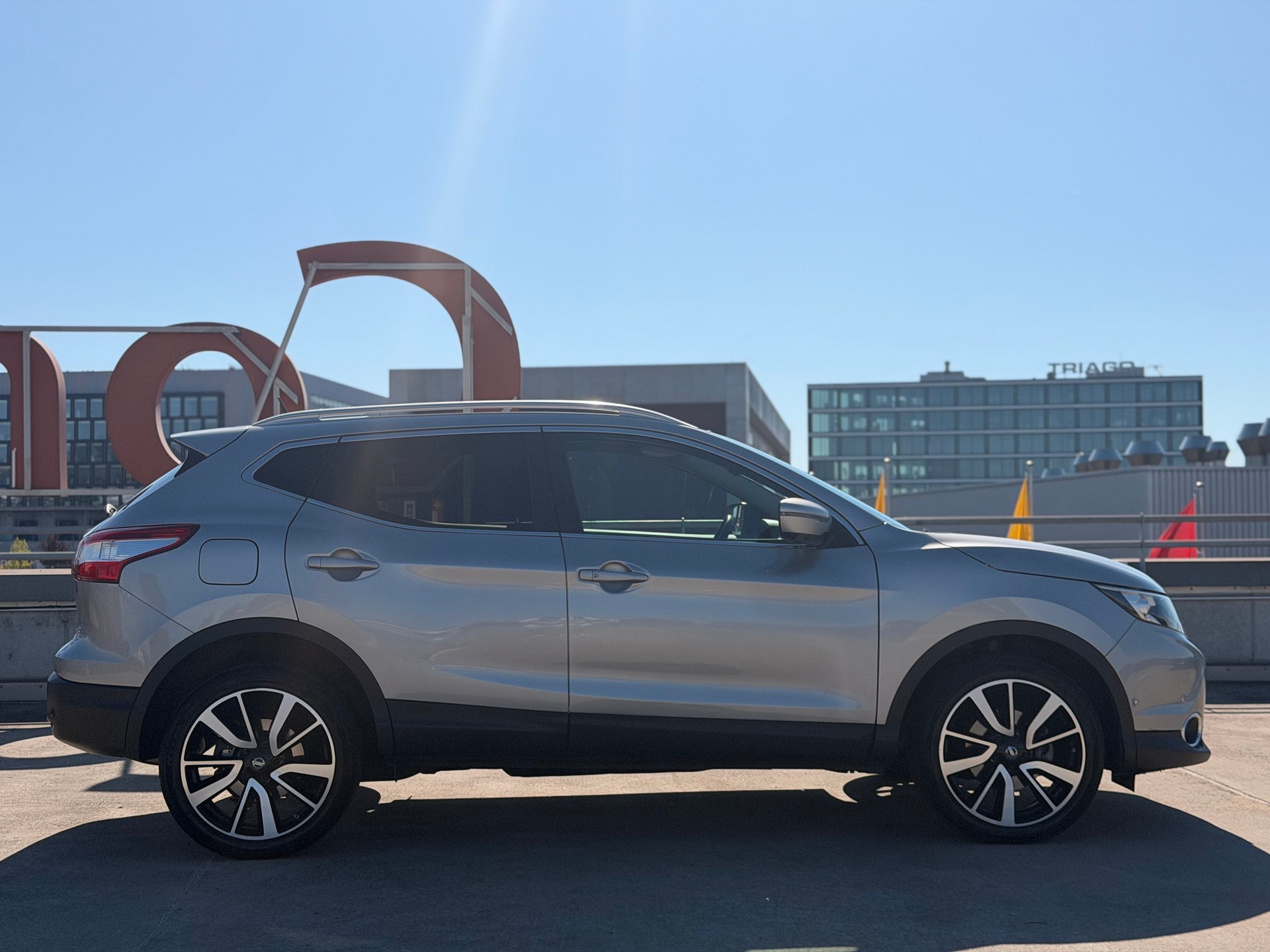 NISSAN Qashqai 1.2 DIG-T tekna Xtronic CVT-image-2
