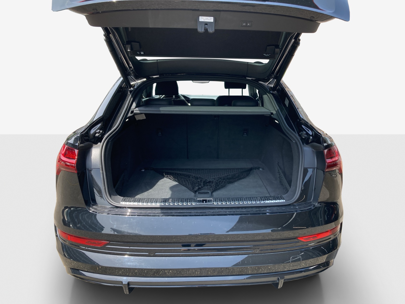 AUDI e-tron 55 Sportback S Line Black Edition quattro-image-13